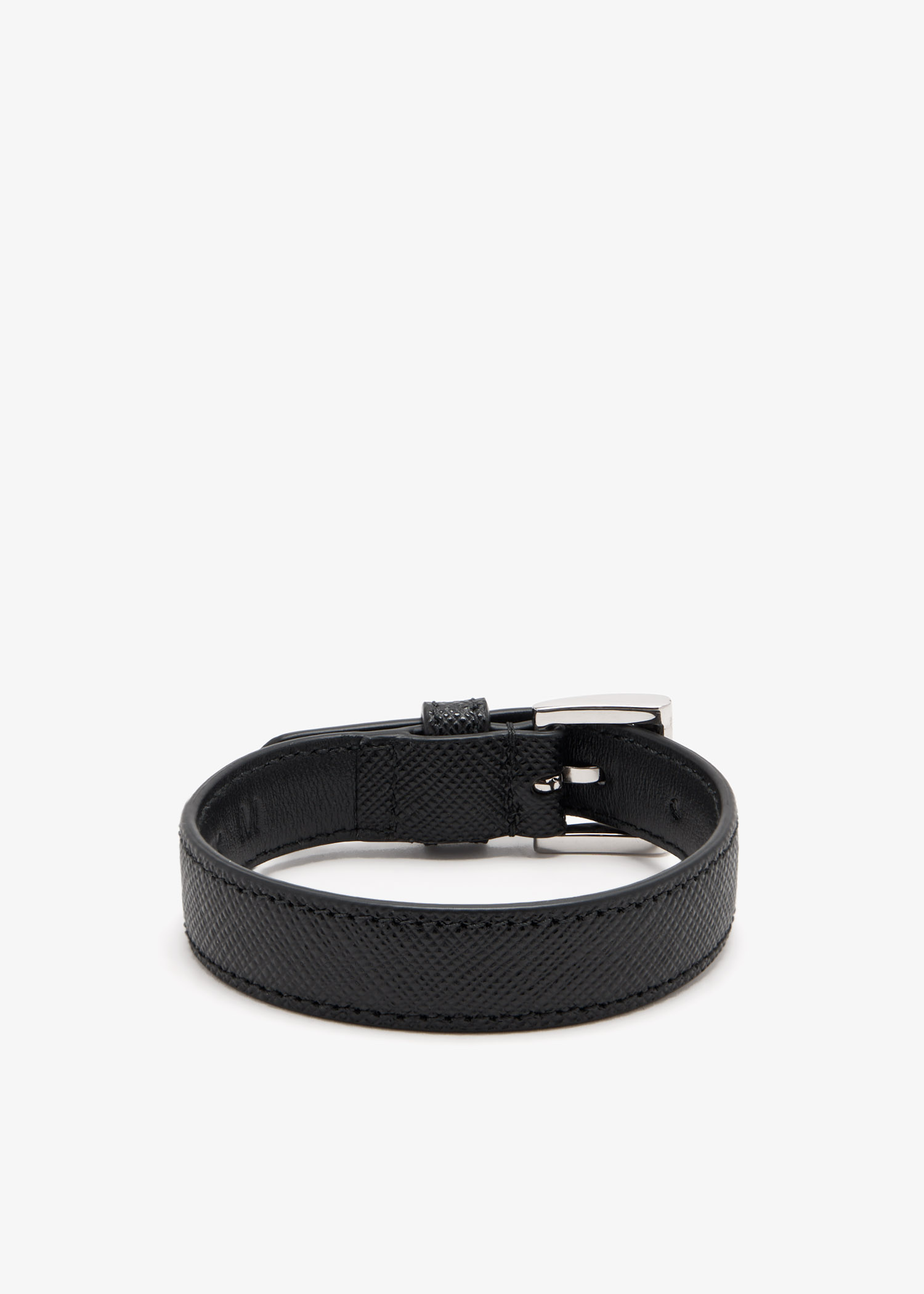 PRY シュウトSculpted Leather Buckle Bracelet Prada Saffiano leather bracelet for Men - Black in UAE | Level Shoes