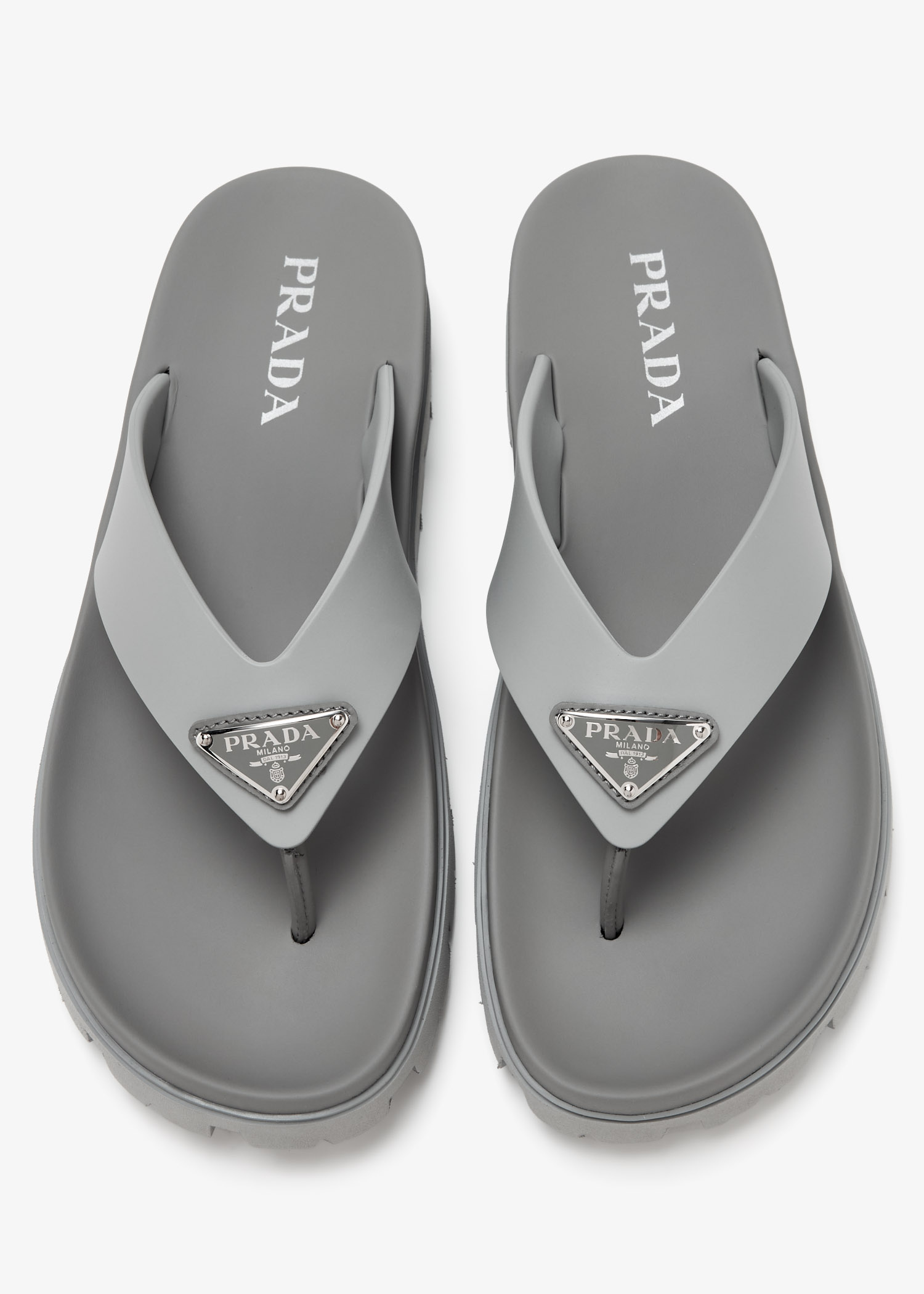 【PRADA】Rubber thong sandals ラバー トングサンダル ブラック ラバー トングサンダル | PRADA