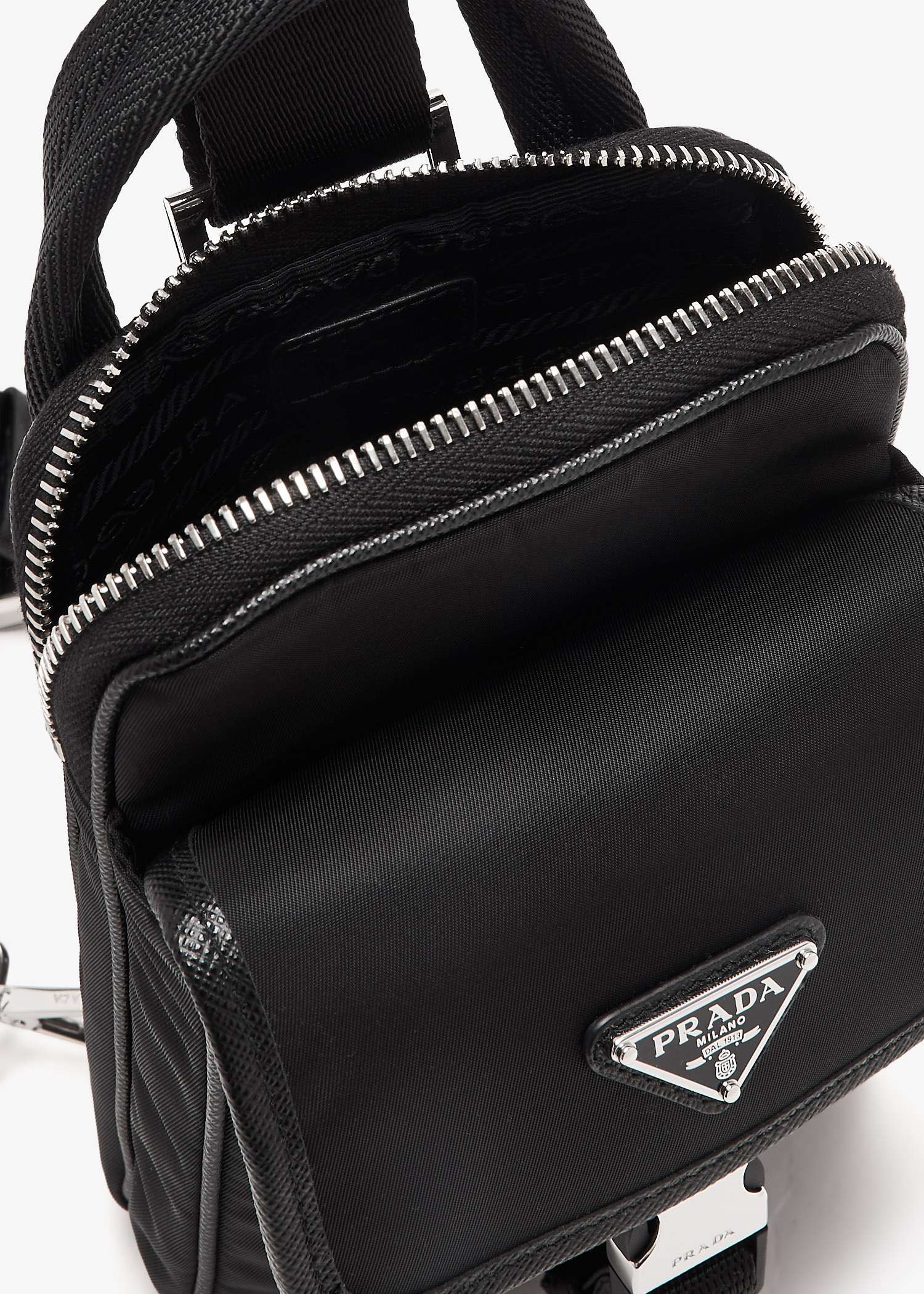 関税＆送料込み】Prada Re-Nylon Beauty Case With Logo 関税