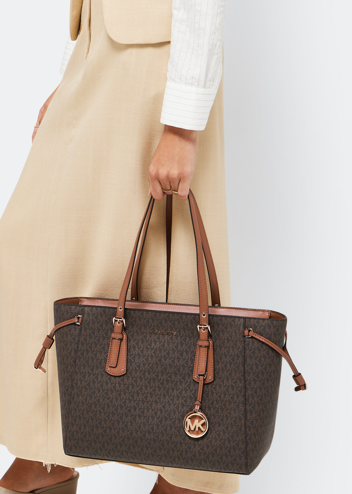 Michael Kors Voyager shopper tote bag for Women - Brown in USA
