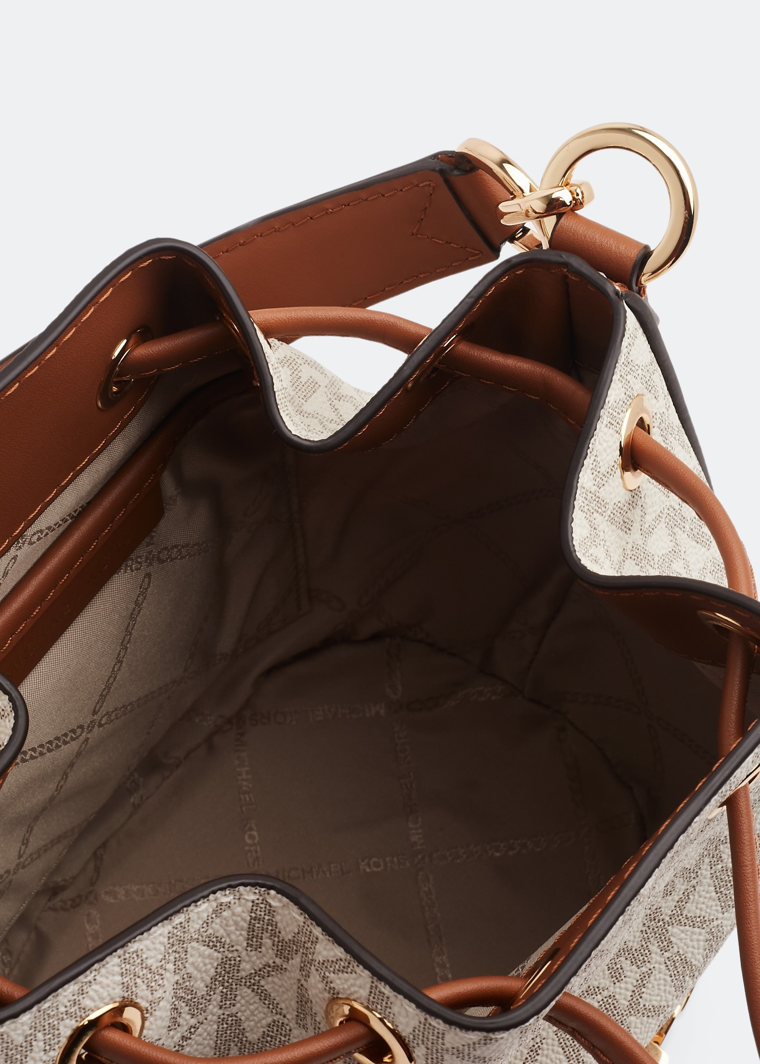 Michael Kors Devon small bucket bag for Women - Beige in USA