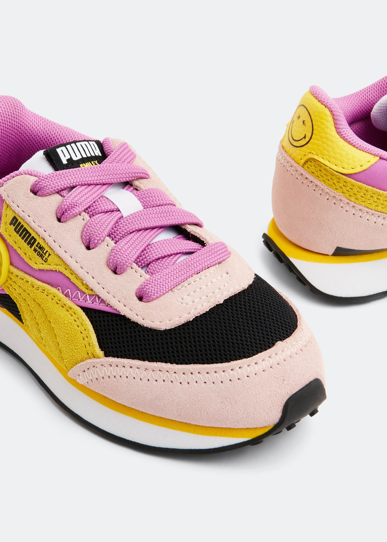 smiley ADIDAS x SMILEYWORLD SUMMERSET JC7577 | Mavros Larnaca