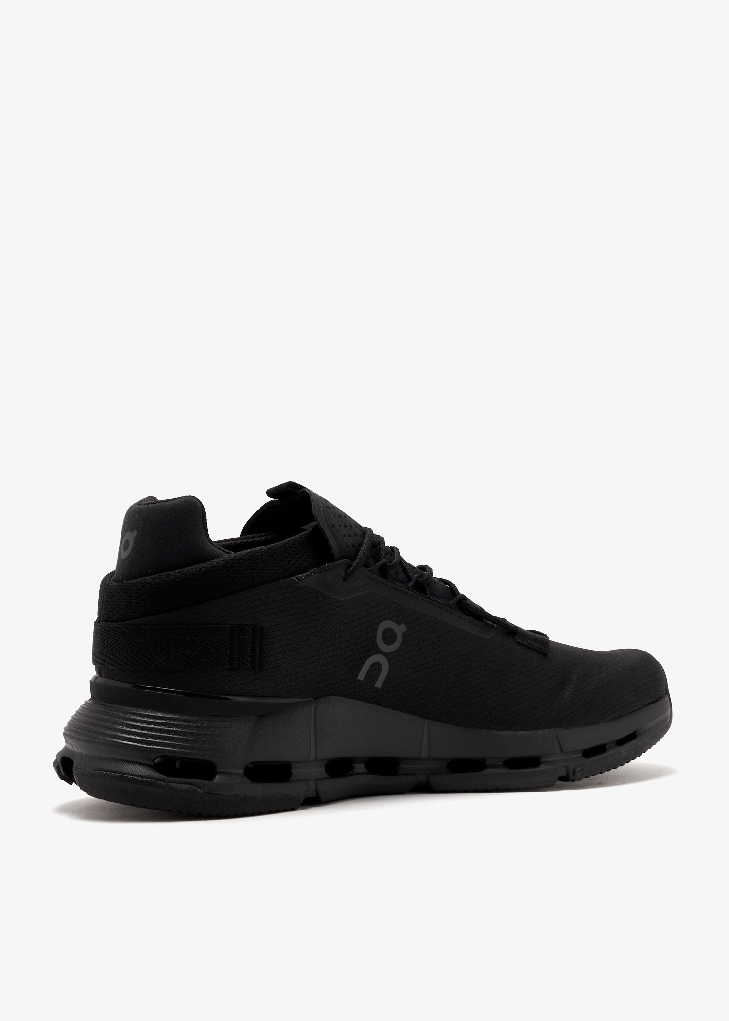 On Cloudnova 2 sneakers for Men - Black in Qatar | Level Shoes