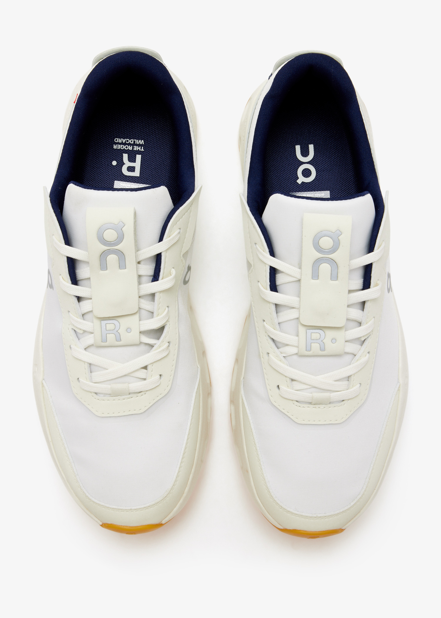 On The Roger Wildcard sneakers for Men - White in UAE | Level Shoes