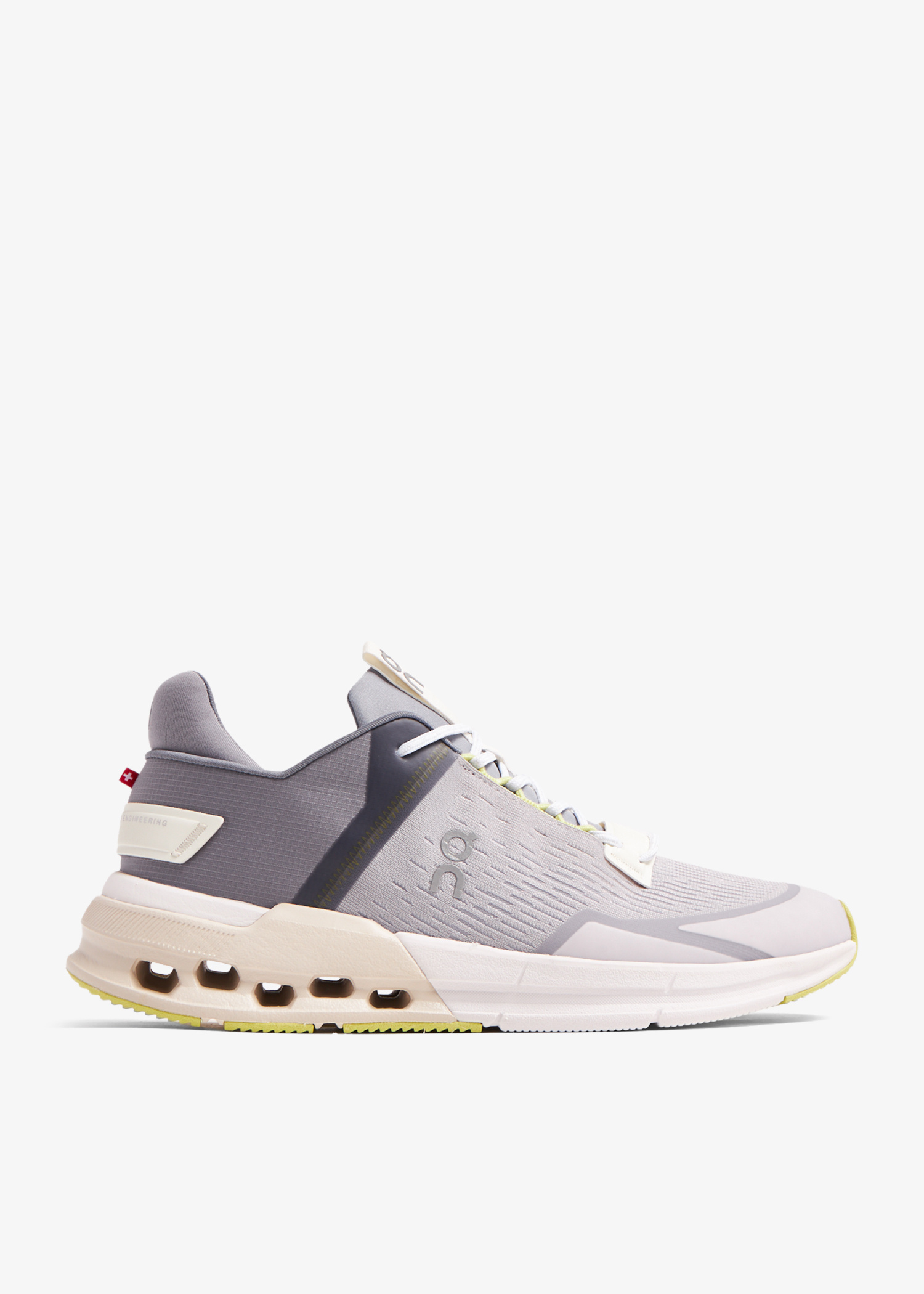 On Cloudnova Flux sneakers for Women - Grey in Kuwait