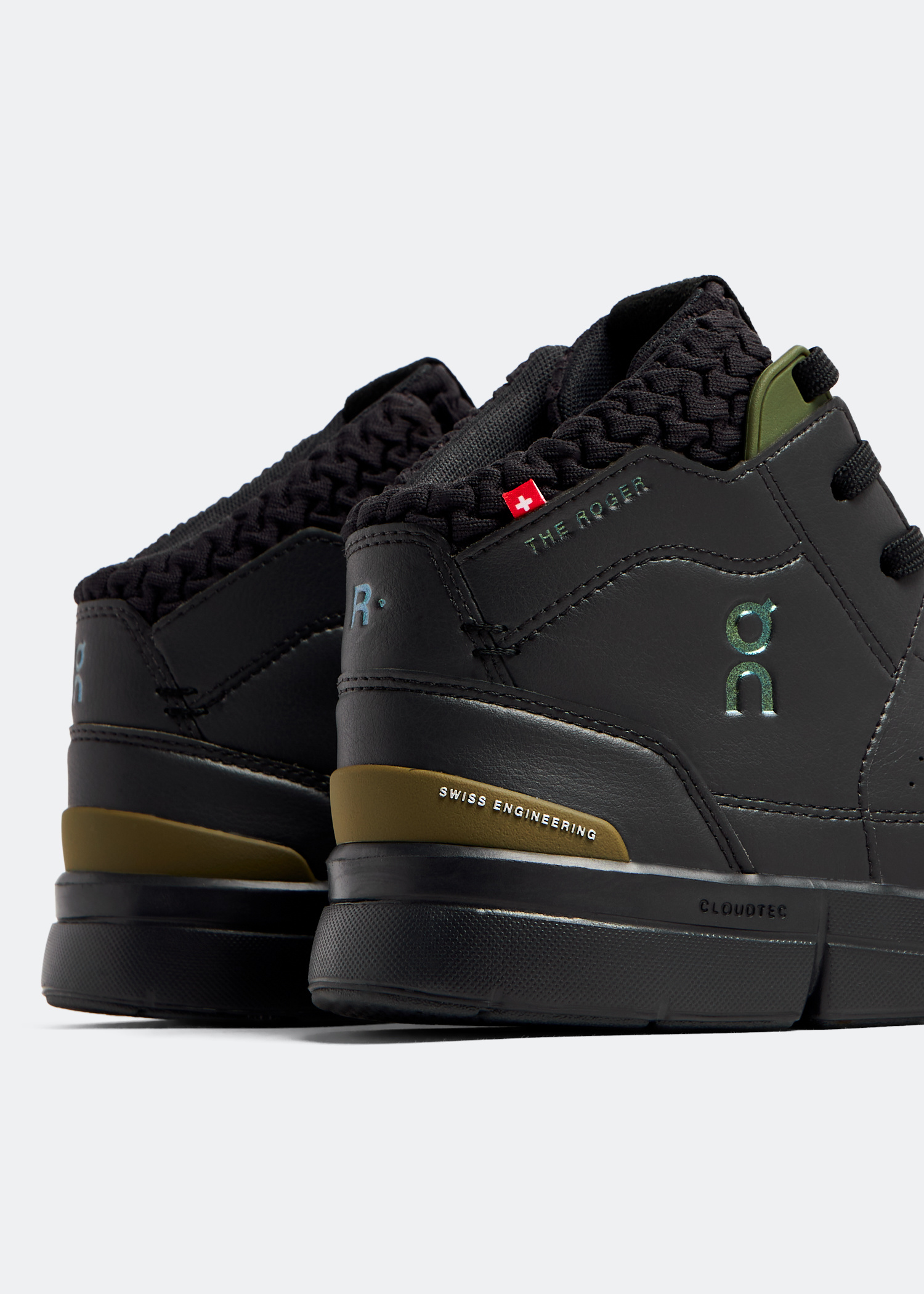 On The Roger Clubhouse Mid Sensa sneakers for Women - Black