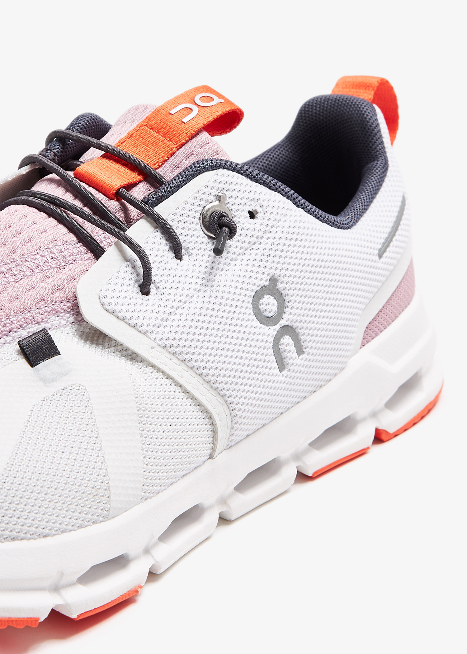 On Cloud Sky sneakers for Kids Unisex - White in UAE | Level