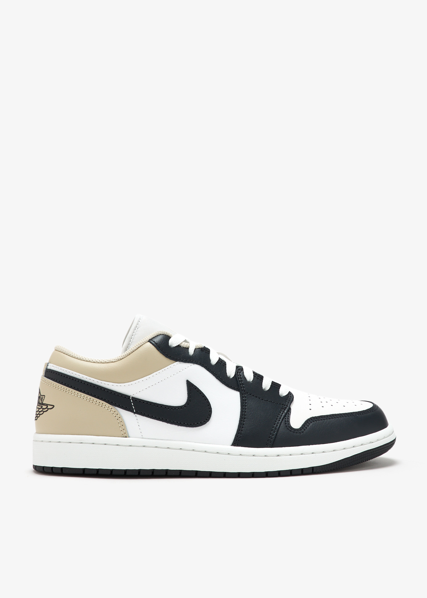 Nike Air Jordan 1 Low sneakers for Men - White in UAE | Level Shoes