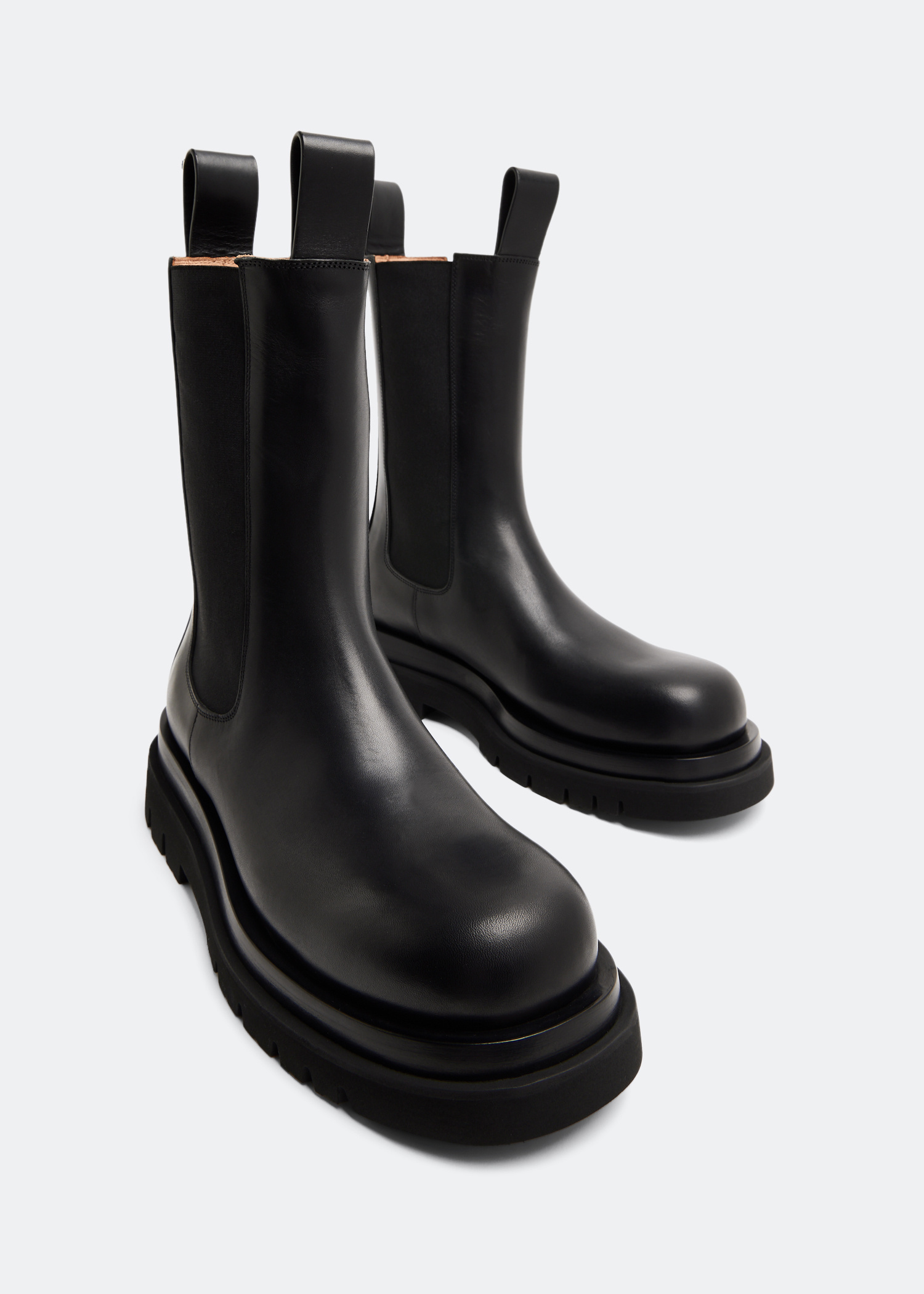 【Sale】 Bottega Venetta Lug Sole Bootsブーツ Bottega Veneta® Women's Lug Lace-Up Boot in Black. Shop