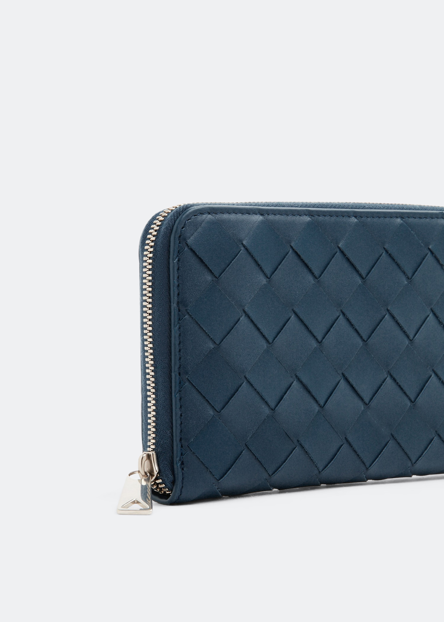Bottega Veneta Intrecciato zip-around wallet for Men - Blue