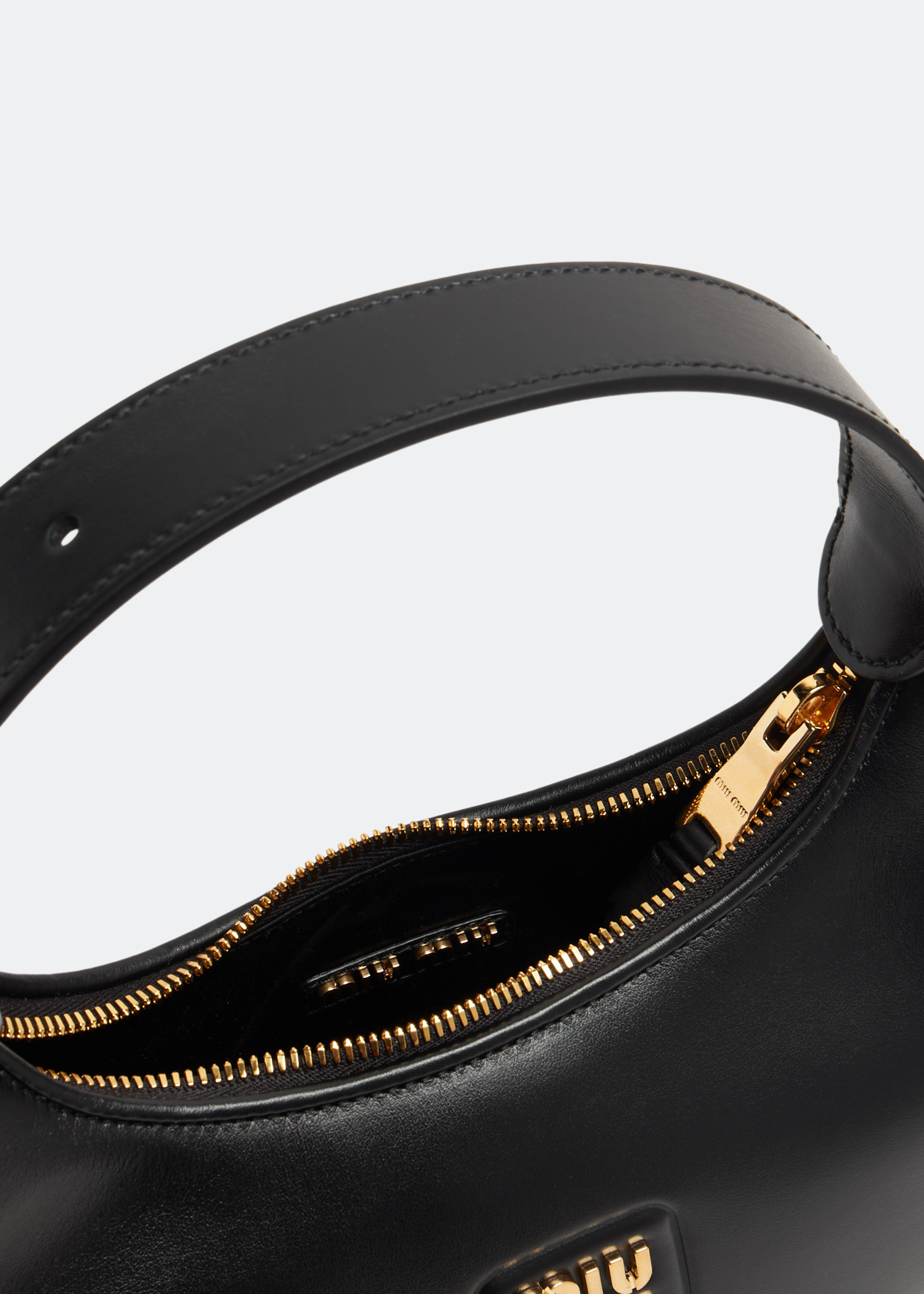 【最高級レザー❗️】美品！miumiu hobo leather bag 黒 Miu Miu Hobo Bag Black Matelasse Leather | Luxe Collective