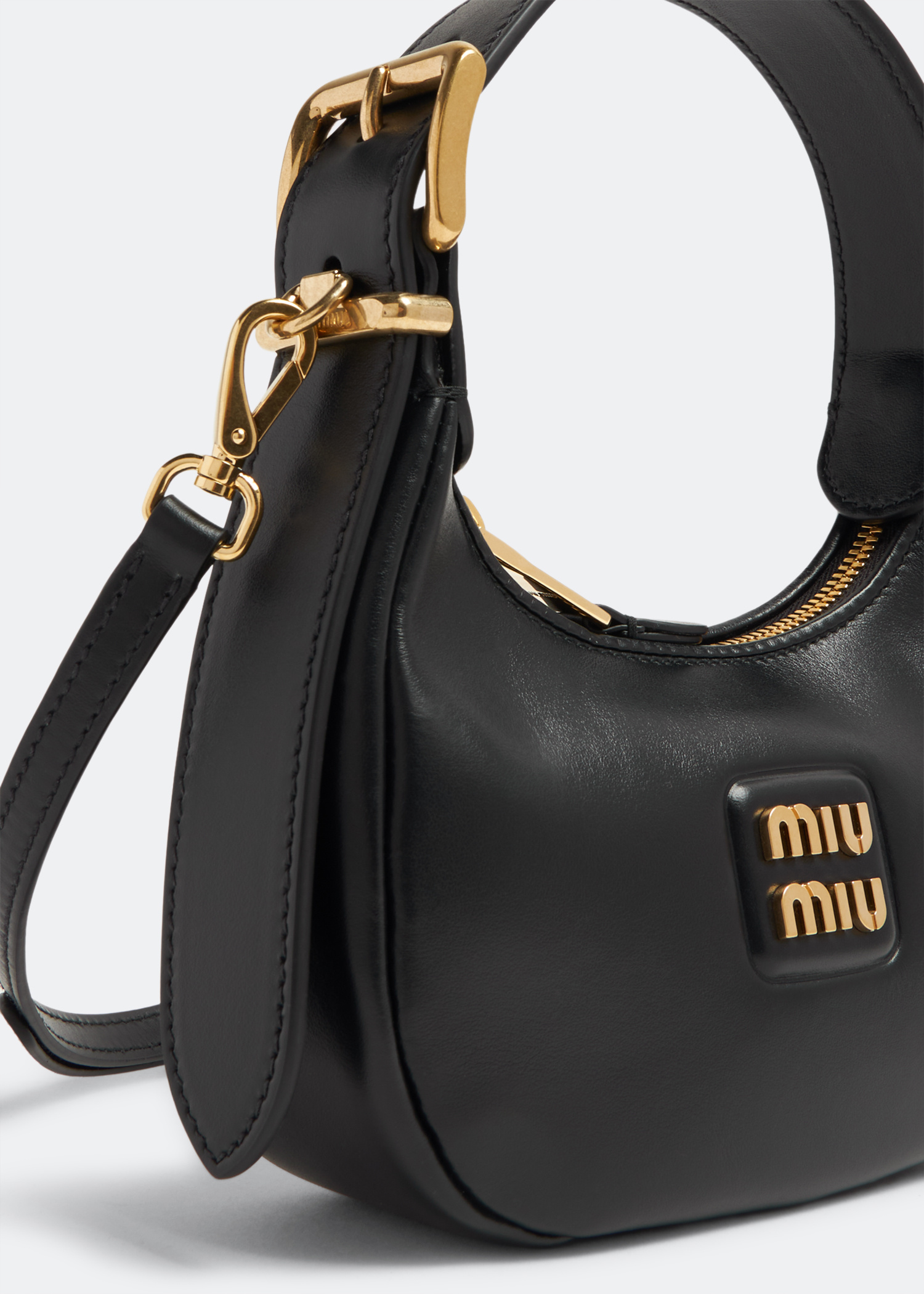 【最高級レザー❗️】美品！miumiu hobo leather bag 黒 Miu Miu Hobo Bag Black Matelasse Leather | Luxe Collective