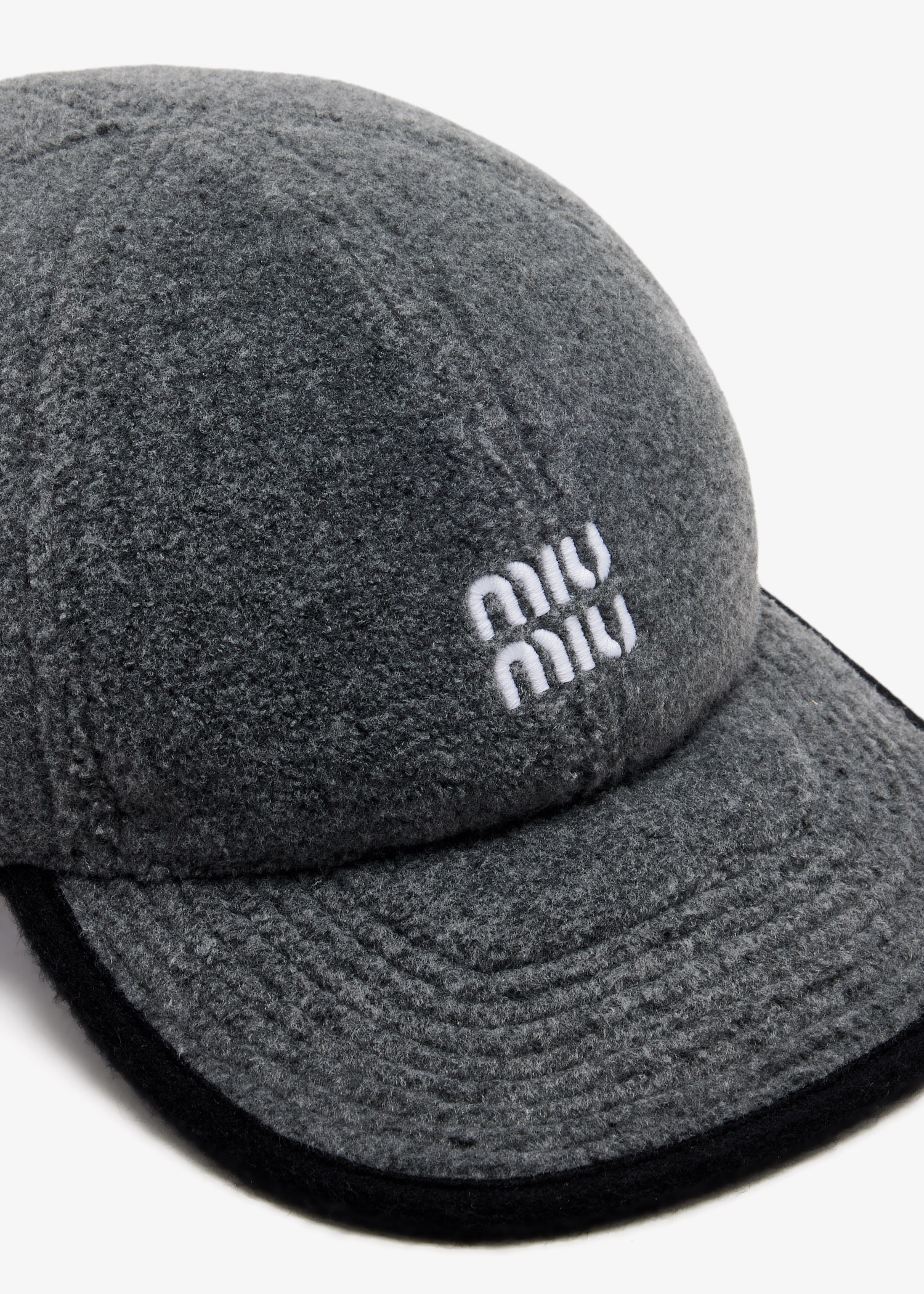 Miu Miu Fleece baseball cap for Women - Grey in UAE | Level  display picture 2