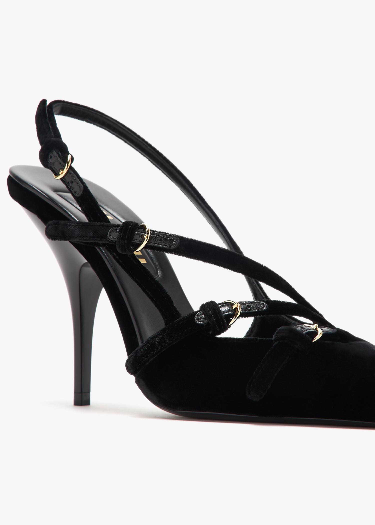 １点限り！VIP顧客セール22SS★累積売上第１位┃MIUMIU★5MB006 Luxurious | Miu Miu just became the hottest brand in the