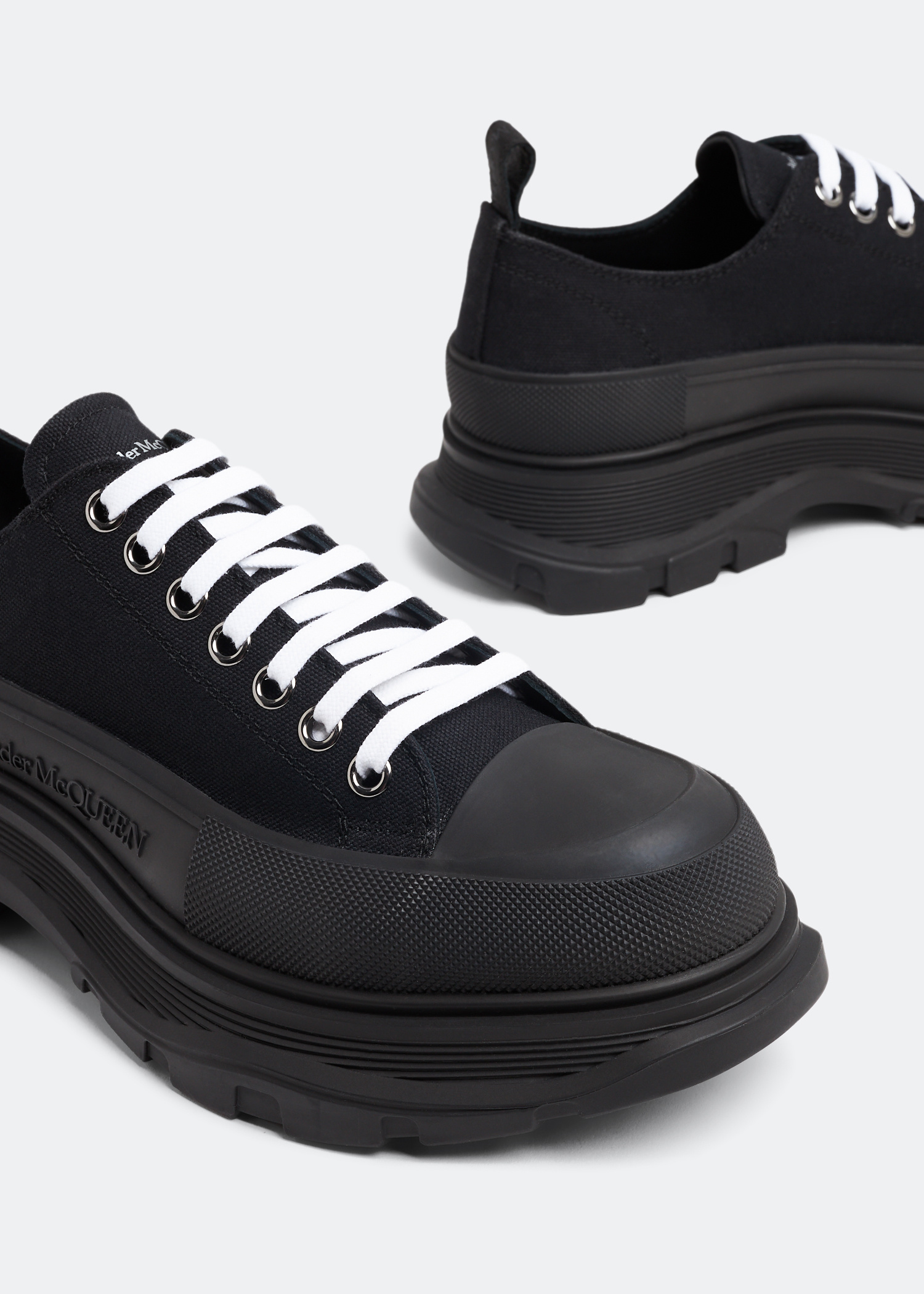 McQueen Tread Slick sneakers for Men - Black in UAE | Level