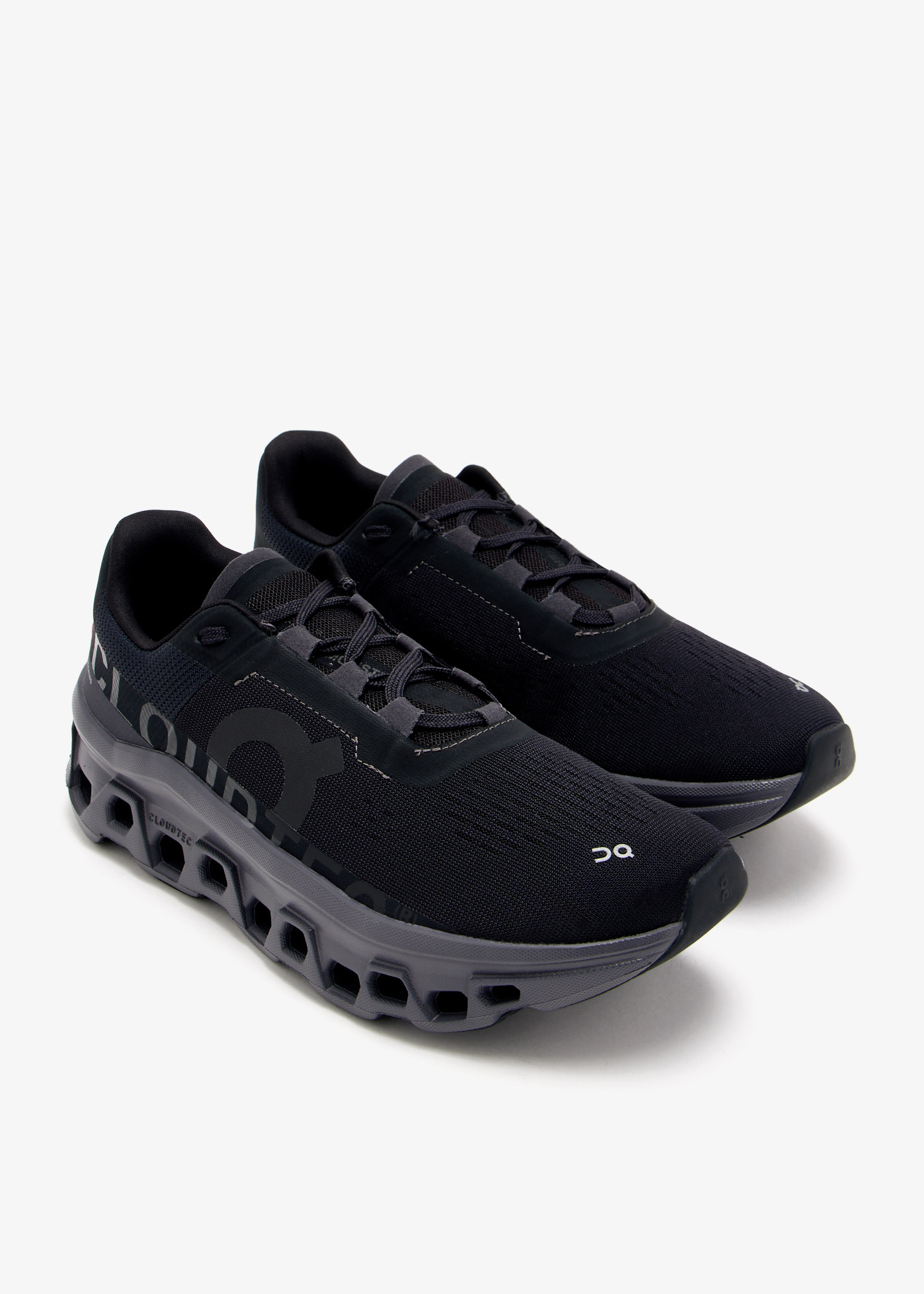 モンページ/黒/L On Cloudmonster sneakers for Women - Black in UAE | Level Shoes