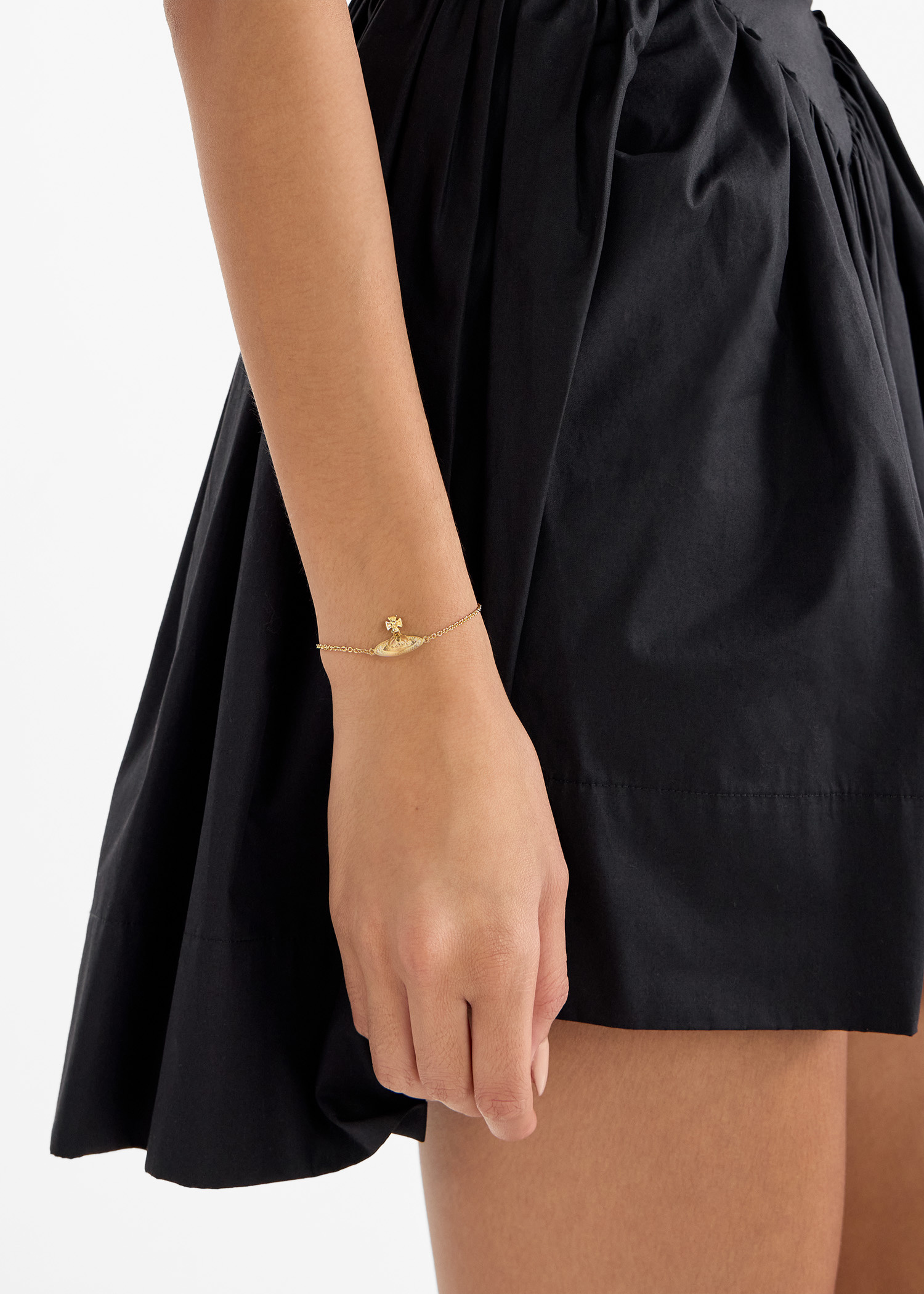Vivienne Westwood Pina Bas Relief bracelet for Women - Gold in USA