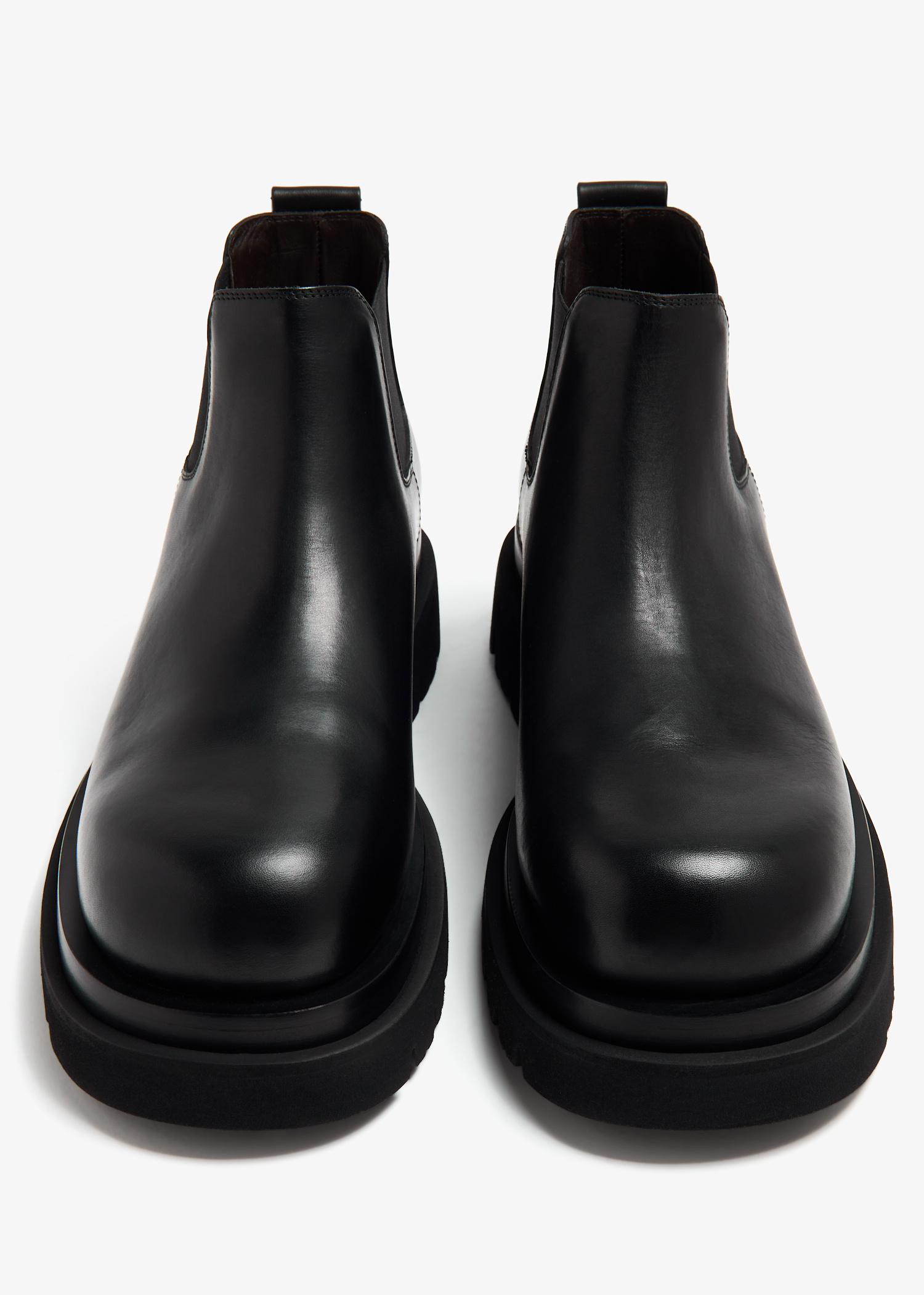 Bottega Veneta Lug boots for Men - Black in USA | Level Shoes
