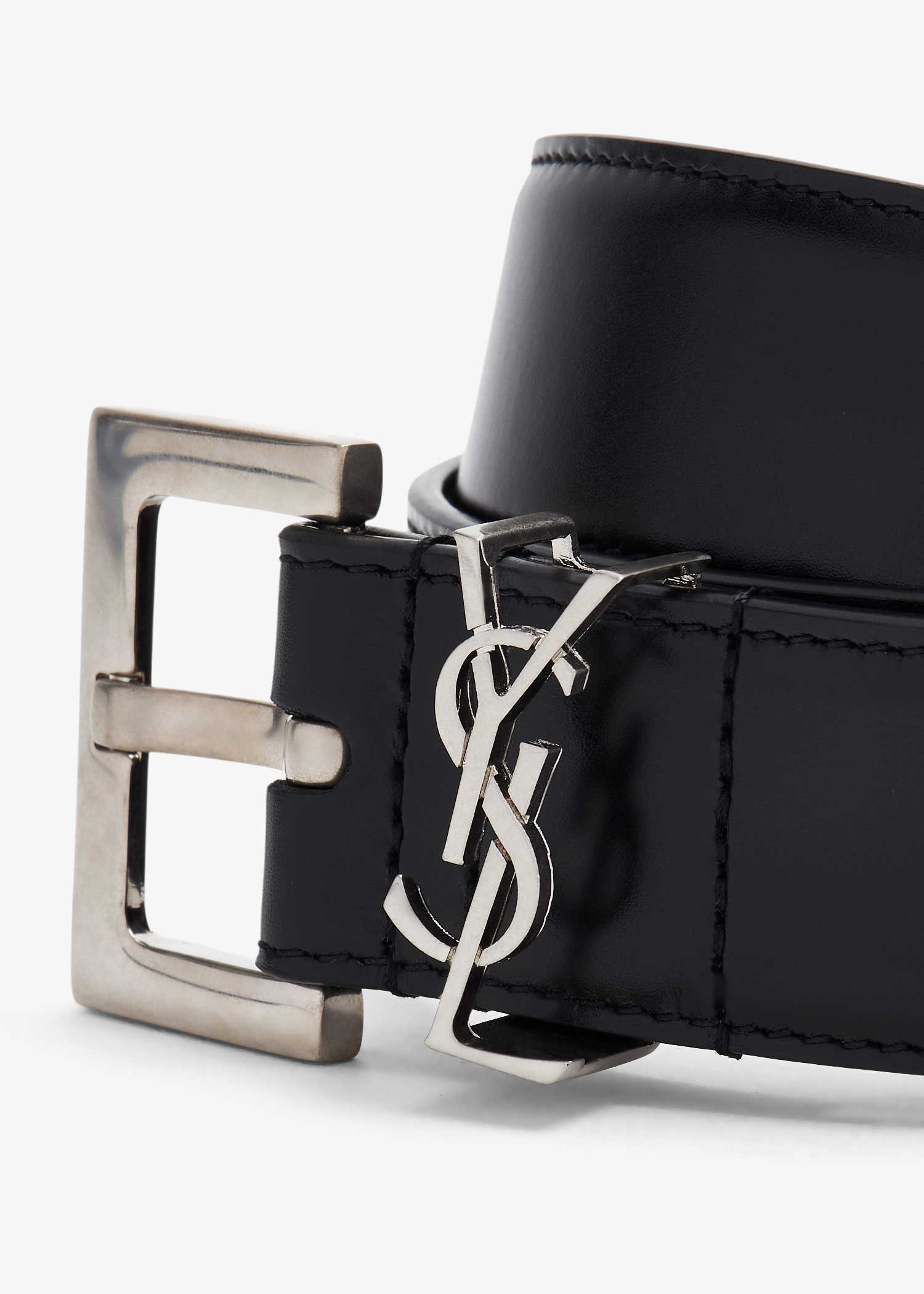 小物 SAINT LAURENT black belt Saint Laurent Cassandre belt for Men - Black in UAE | Level Shoes