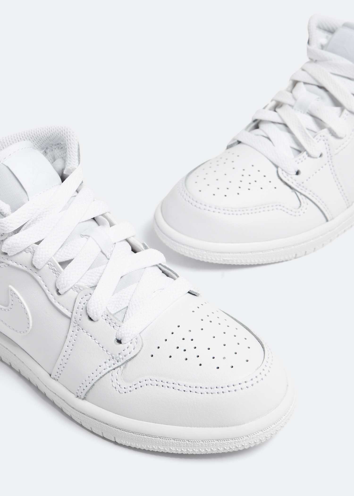 Nike Air Jordan 1 Mid sneakers for Kids Unisex - White in USA