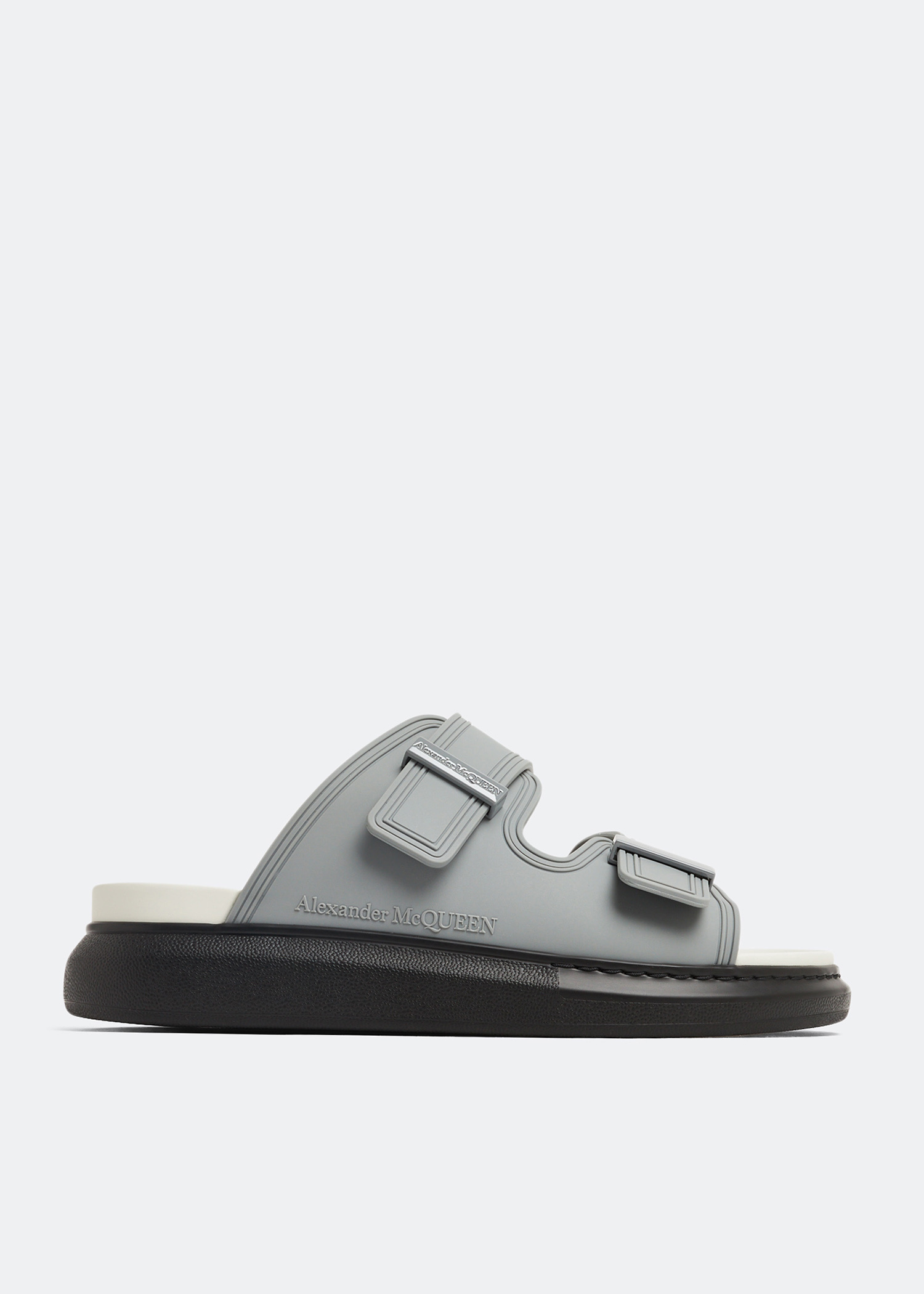 【関税込み】Seal Sandals - Alexander McQueen - Calfskin - Bl Alexander Mcqueen The Seal Embossed Slip-On Slides, Brand