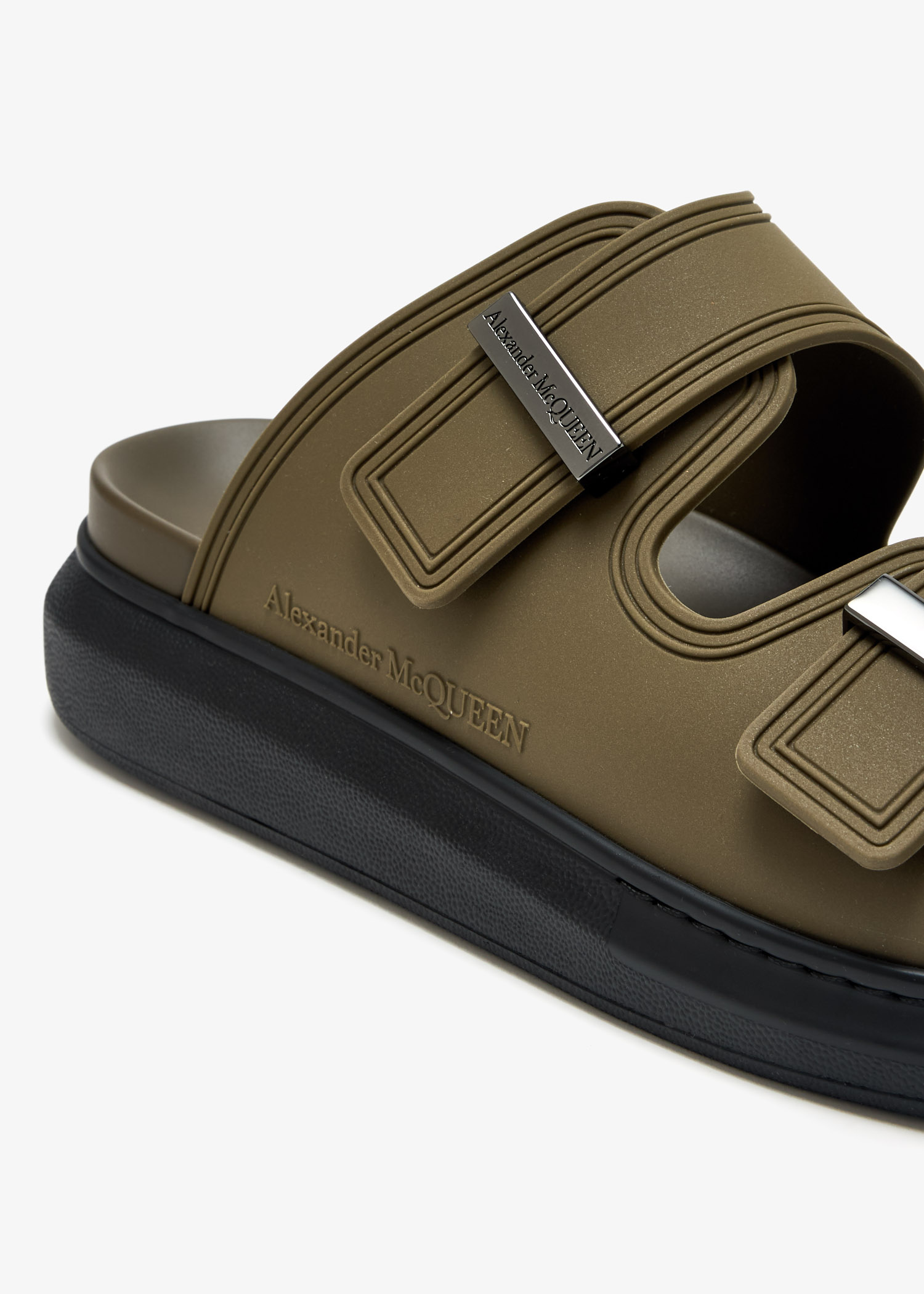 McQueen Hybrid sandals for Men - Green in UAE | Level Shoes