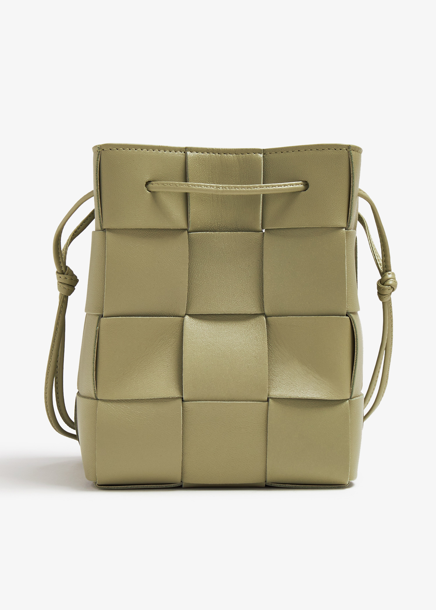 関税・送料込 Bottega Veneta Cassette bucket バッグ Bottega Veneta Cassette Intrecciato Leather Bucket Bag