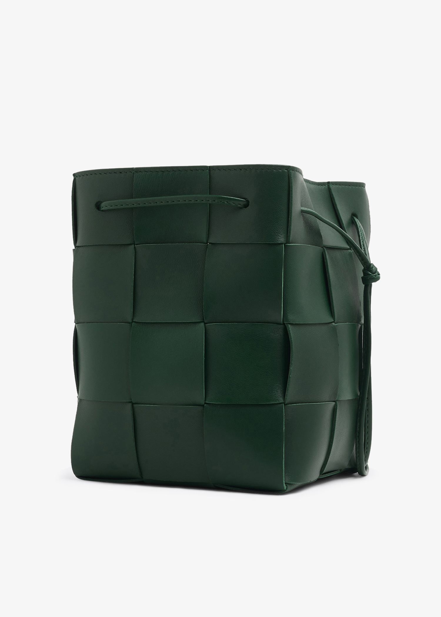 バッグ・カバンその他 BOTTEGA VENETA Small Intrecciato Bucket Bag Avocado 717432VC Bottega Veneta - Leather bucket bag green - The Corner