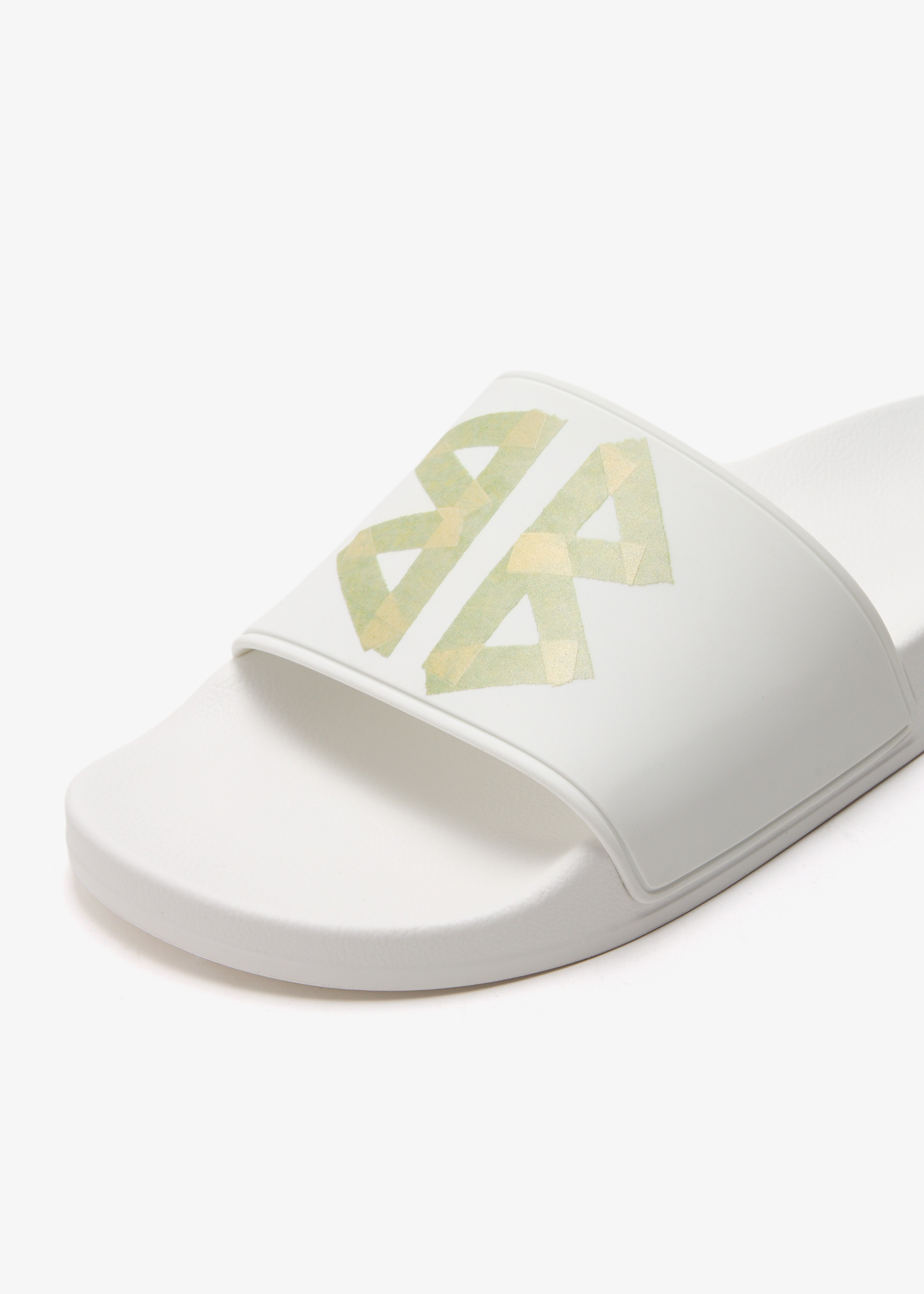 【関税&送料込】Balenciaga White Rubber Slippers Balenciaga Pool smooth slides for Men - White in UAE | Level