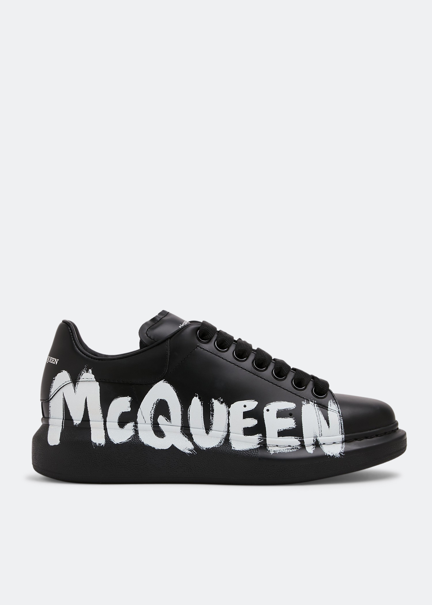 ももティン　1028 McQueen 女式超大运动鞋- 黑色| 阿联酋Level Shoes