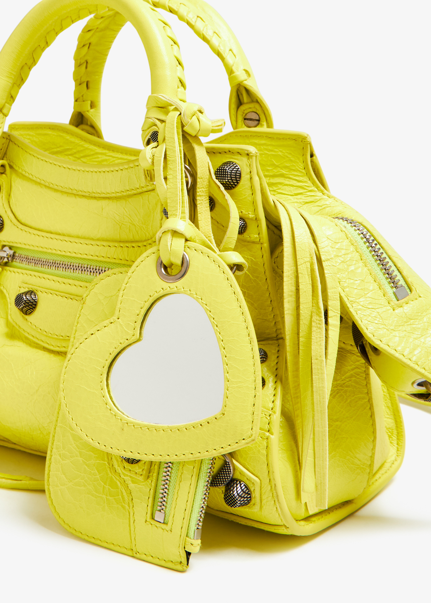 balenciaga neo cagole xs ネオカゴール　ルカゴール BALENCIAGA(バレンシアガ)の人気バッグ『LE CAGOLE(ル カゴール