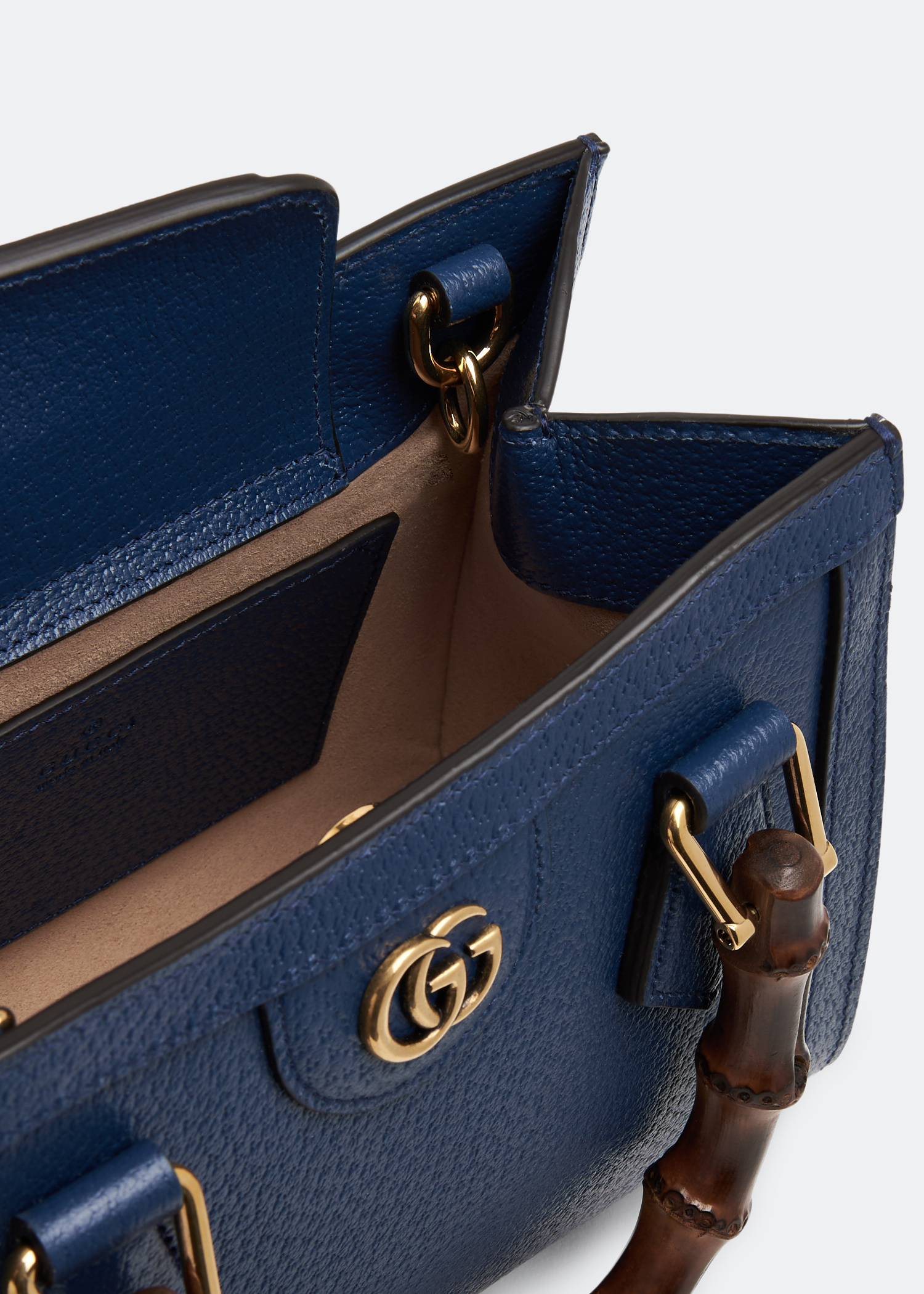 ショルダーバッグ・ポシェット Diana Mini Blue Leather Tote Diana Mini leather tote bag in blue - Gucci | Mytheresa