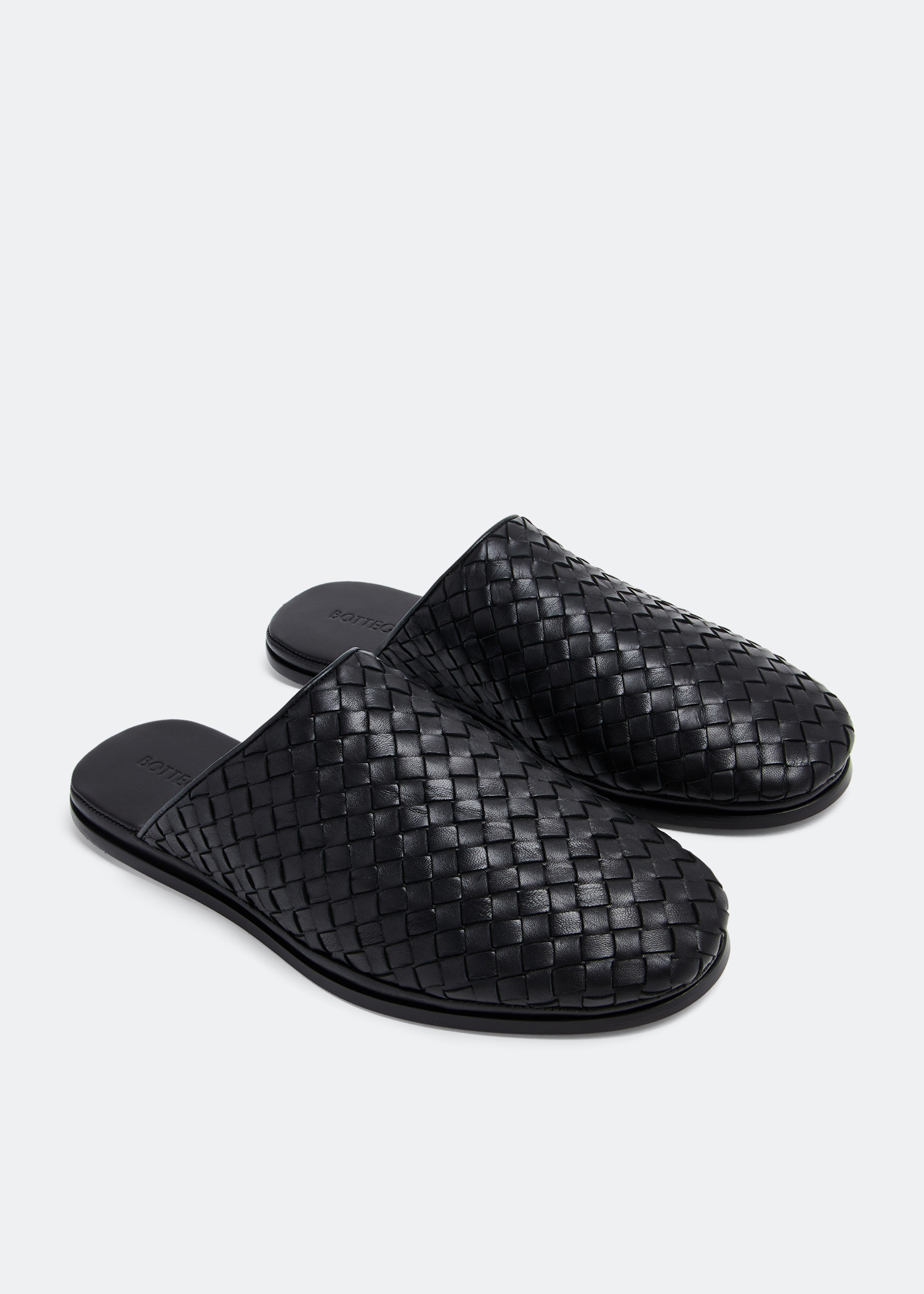 VIP【送料関税込】BottegaVeneta Leather Slippers Bottega Veneta Sunday slippers for Men - Brown in UAE