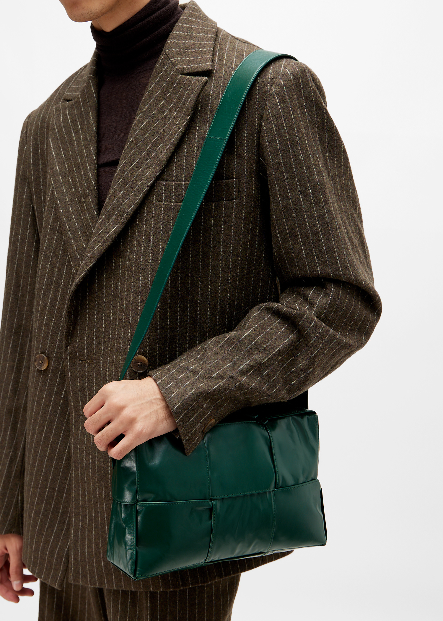 Bottega Veneta Medium Arco Camera bag for Men - Green in UAE