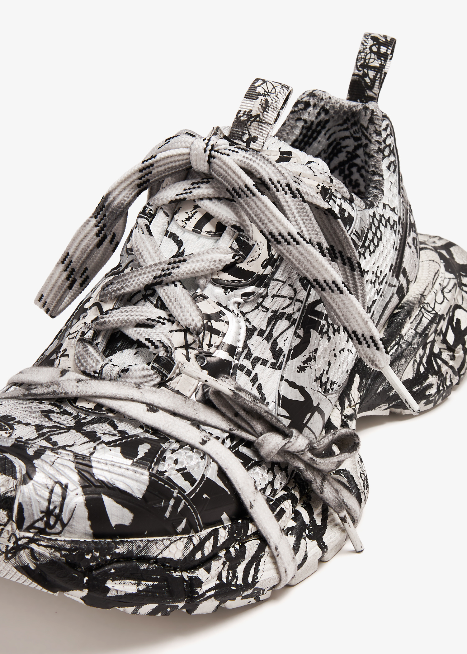 セール!!BALENCIAGA★774704 e39600157cec470dbe92cff979ae23