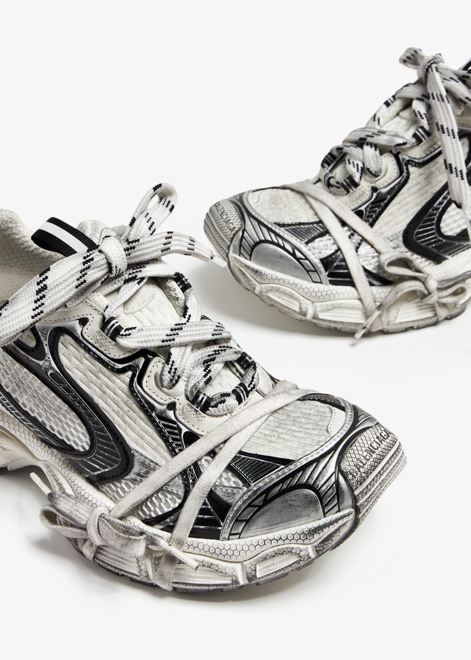 Balenciaga 3XL sneakers for Men - Silver in UAE | Level Shoes