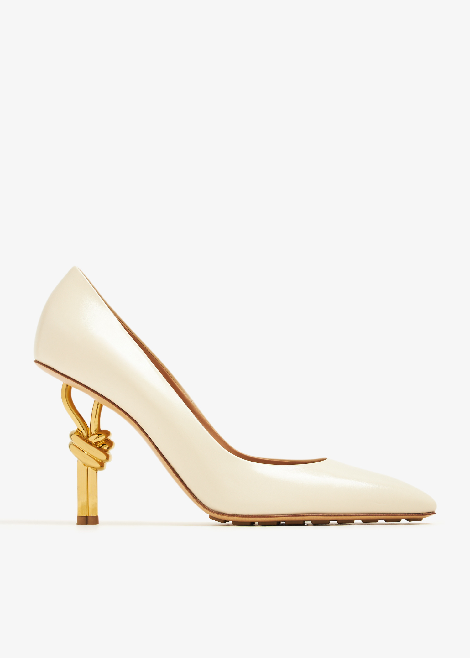 【関税&送料込】Bottega Veneta Knot Pump Bottega Veneta® Women's Knot Pump in Black. Shop online now.