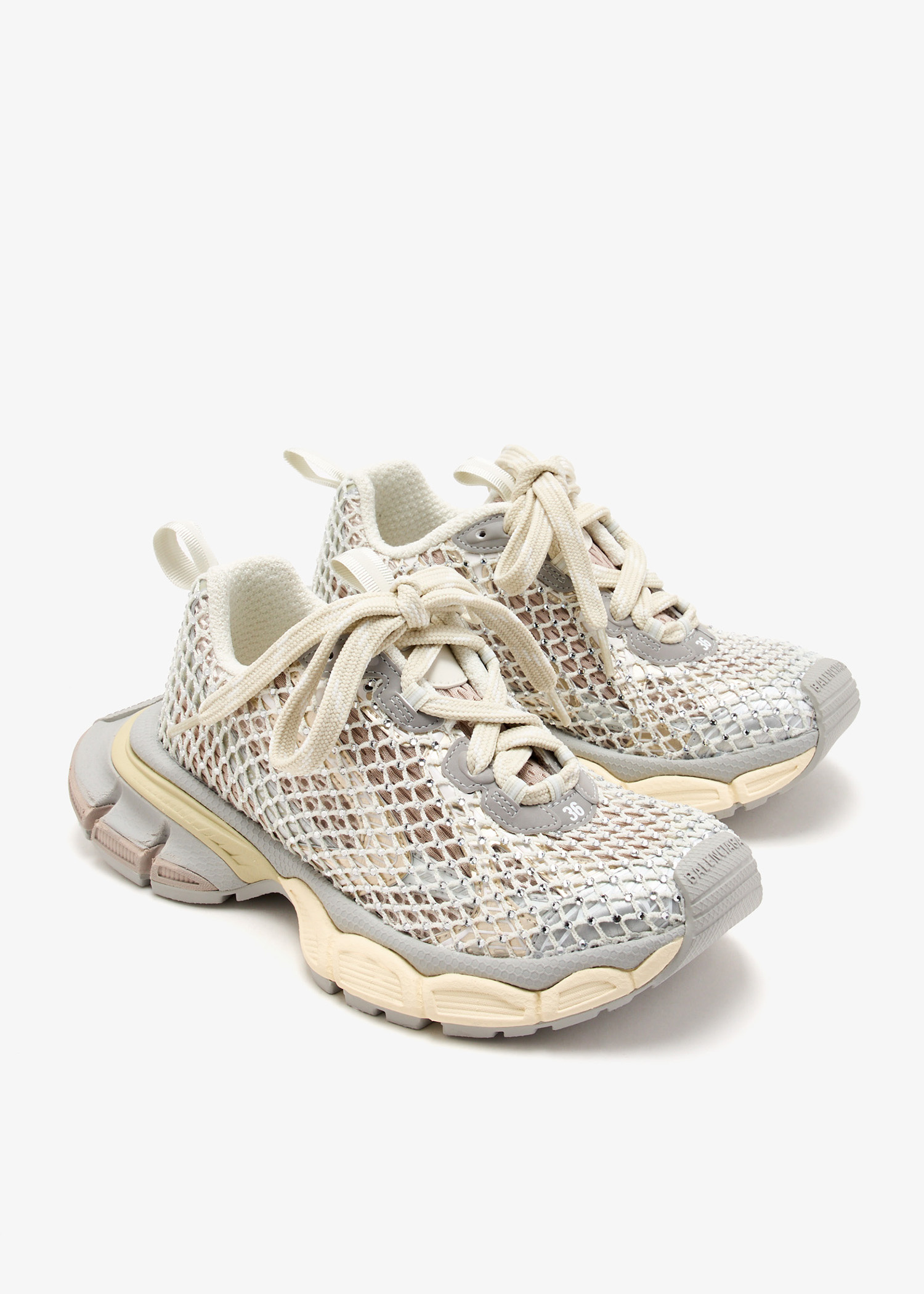 関税込【BALENCIAGA】3XLスニーカー  Eggshell Gold Balenciaga 3xl Sneaker in Eggshell | FWRD
