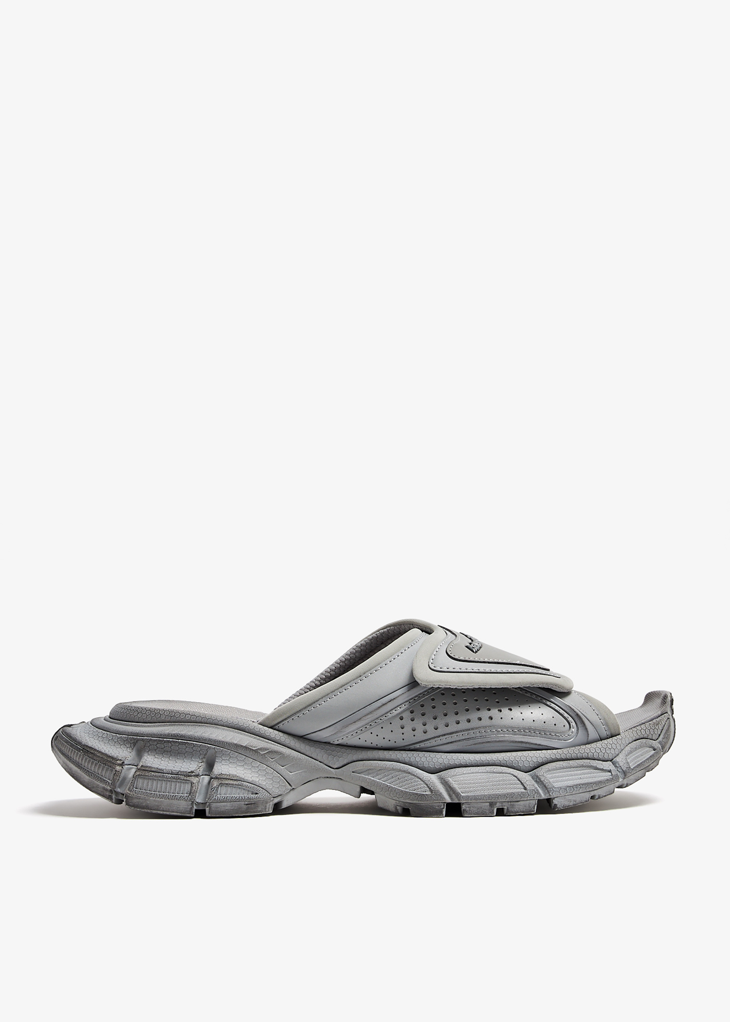 【BALENCIAGA】ミュール SLIDE Balenciaga Pool Slide Sandal | Saks Fifth Avenue