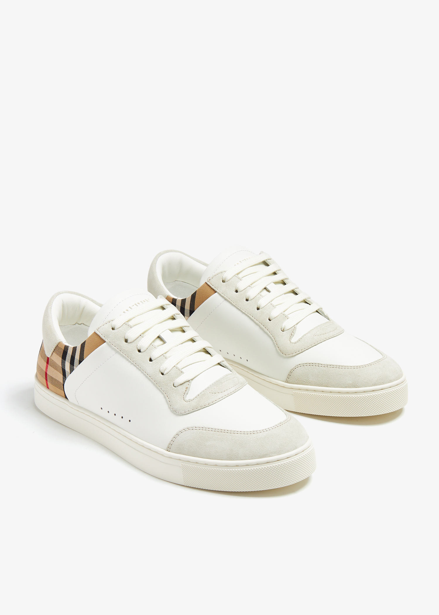 Burberry Stevie sneakers for Men - White in UAE | Level Shoes
