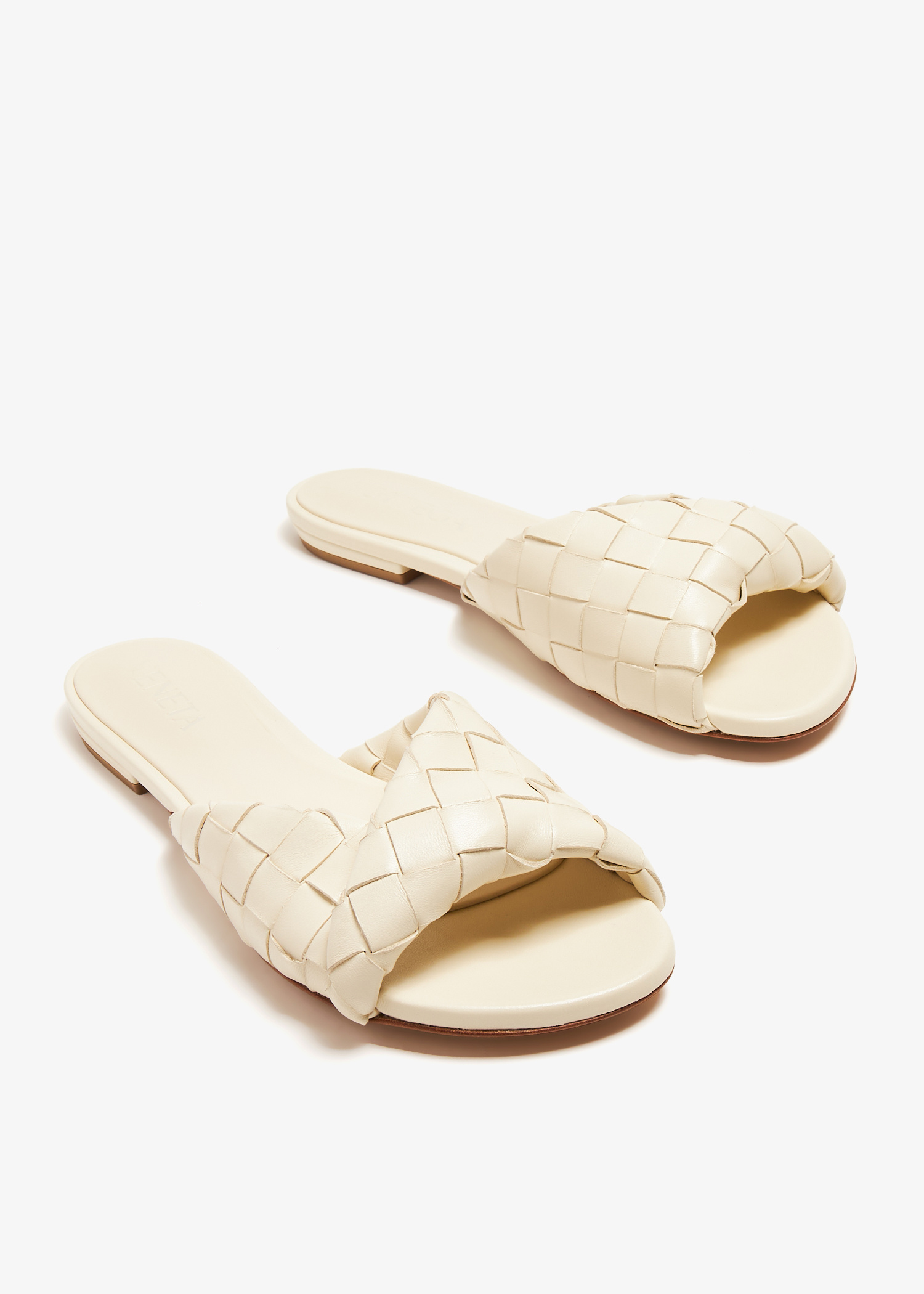 Bottega Veneta Blink flat sandals for Women - White in Qatar