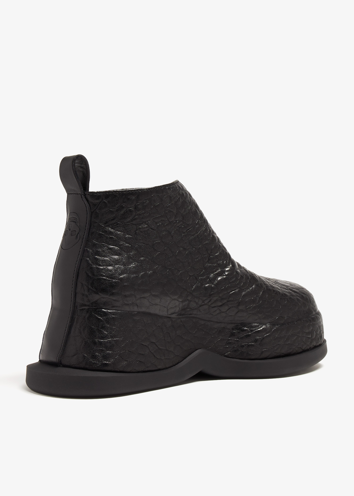 McQueen Wave ankle boots for Women - Black in UAE | Level Shoes