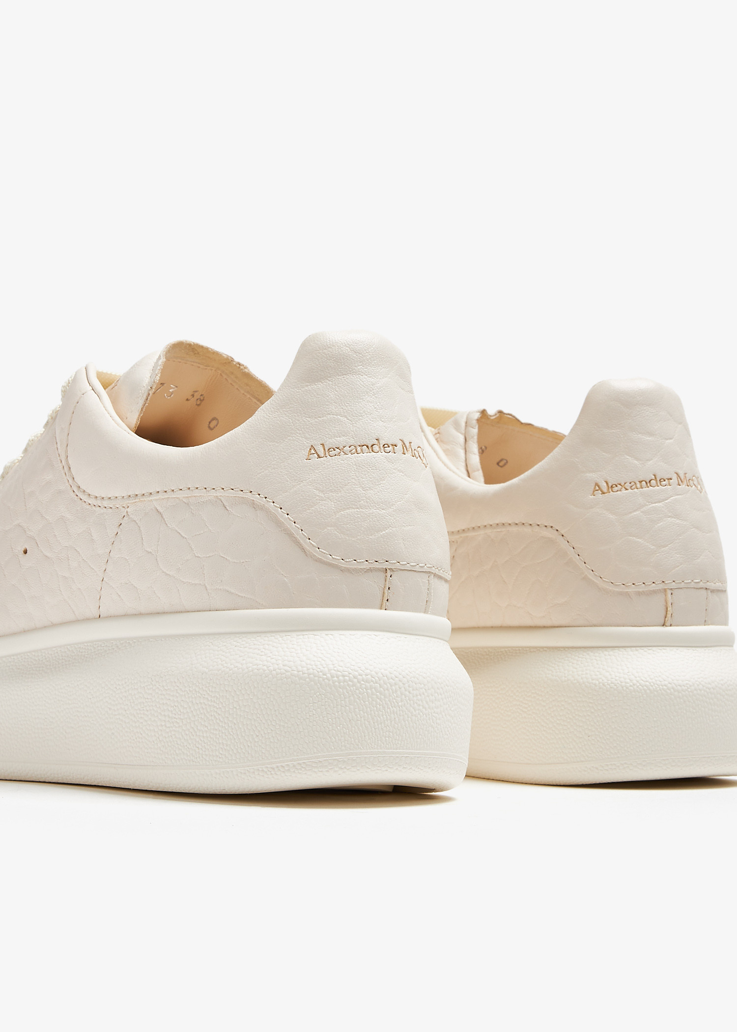 Alexander McQUEEN 808181WHABE1000 関税送料込 オーバーサイズドスニーカー | ブラック | McQueen JP