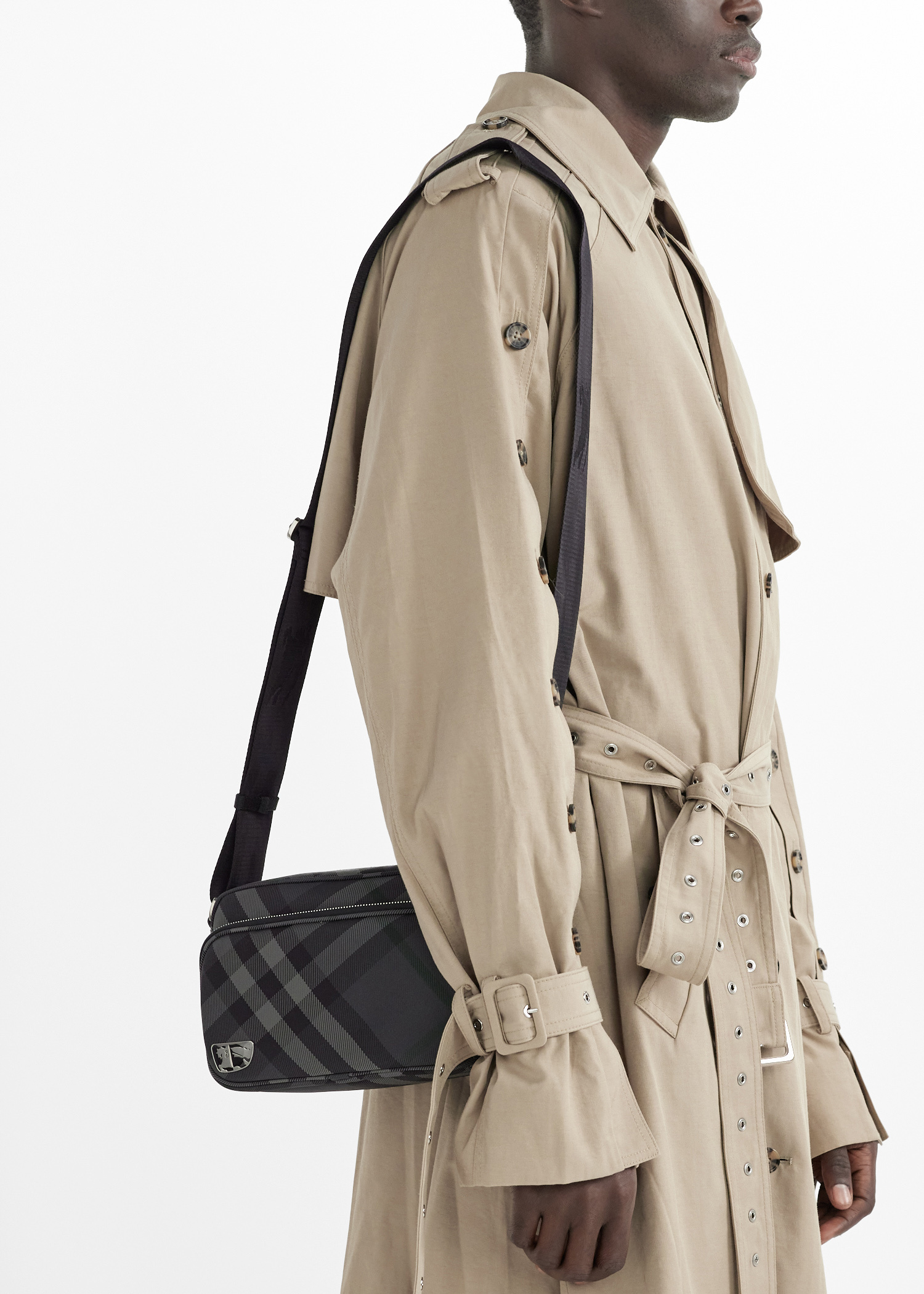 BURBERRY｜ (Grid crossbody bag (8102249)) Burberry GRID CROSSBODY BAG - Shoulder Bags - BeyondStyle