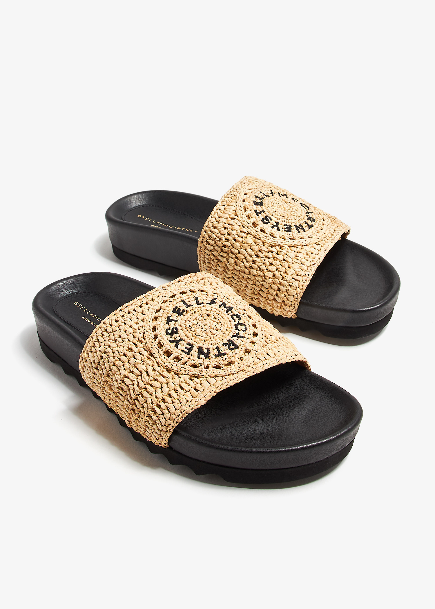 サンダル・ミュール Stella Mccartney Raffia Elyse Slippers Stella McCartney Elyse Raffia Slides | Neutrals | FARFETCH