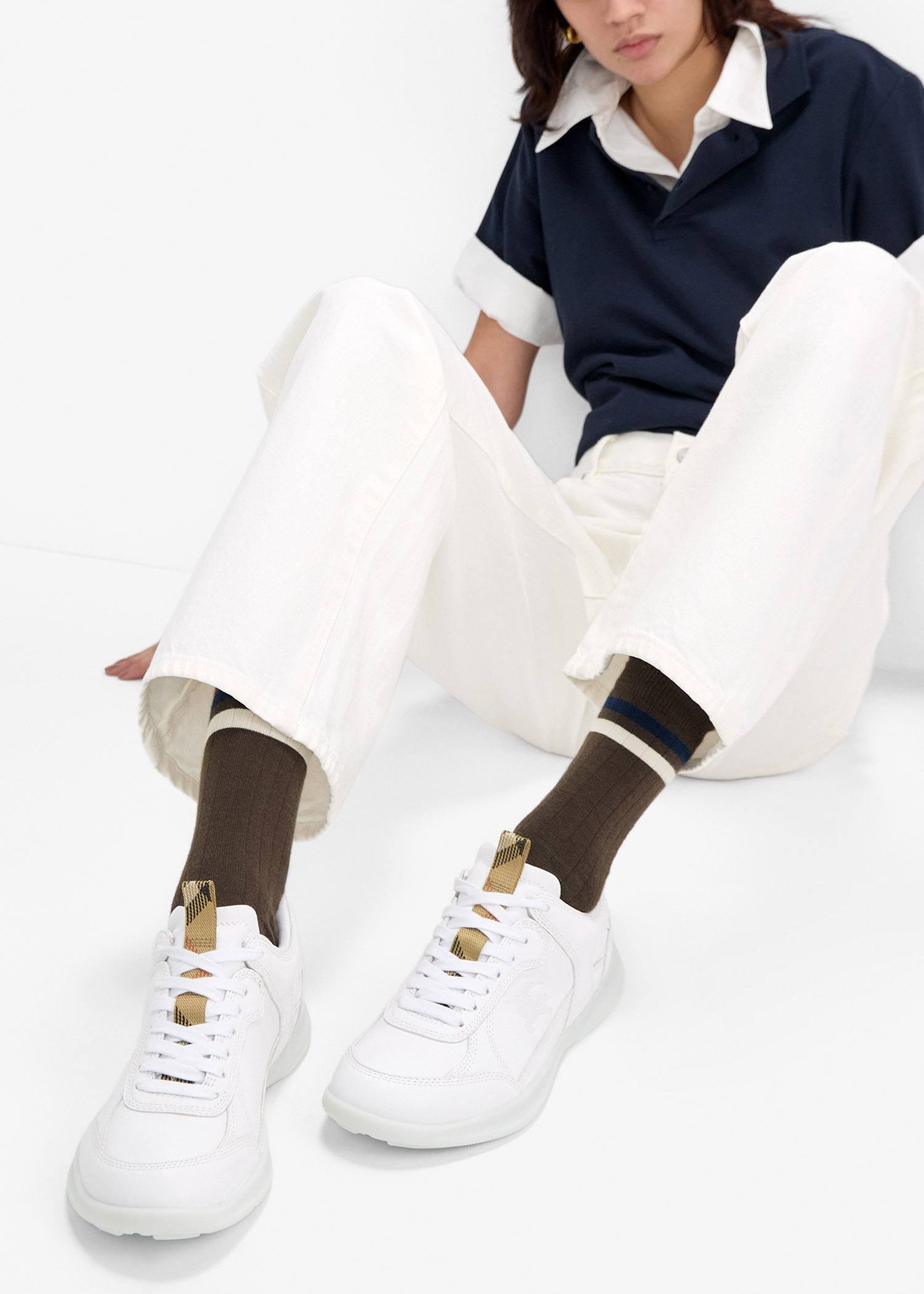 Burberry Matrix sneakers for Women - White in UAE | Level Shoes