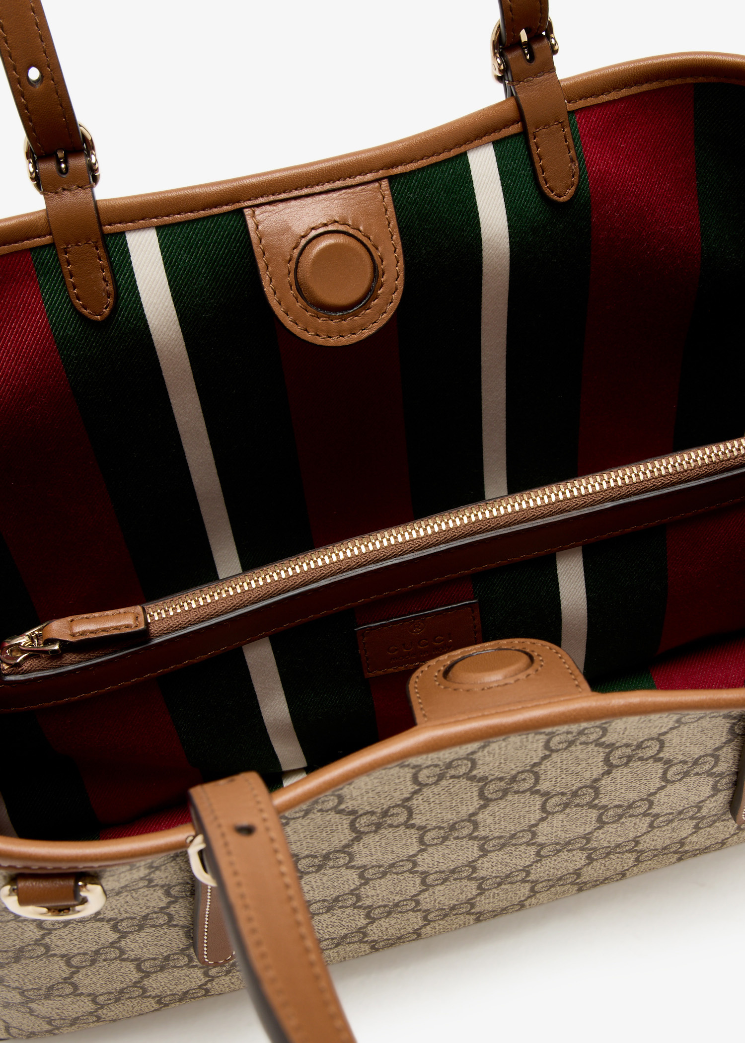 【関税&送料込】Gucci Gg Emblem Bag GG Emblem small shoulder bag in black GG leather | GUCCI® US