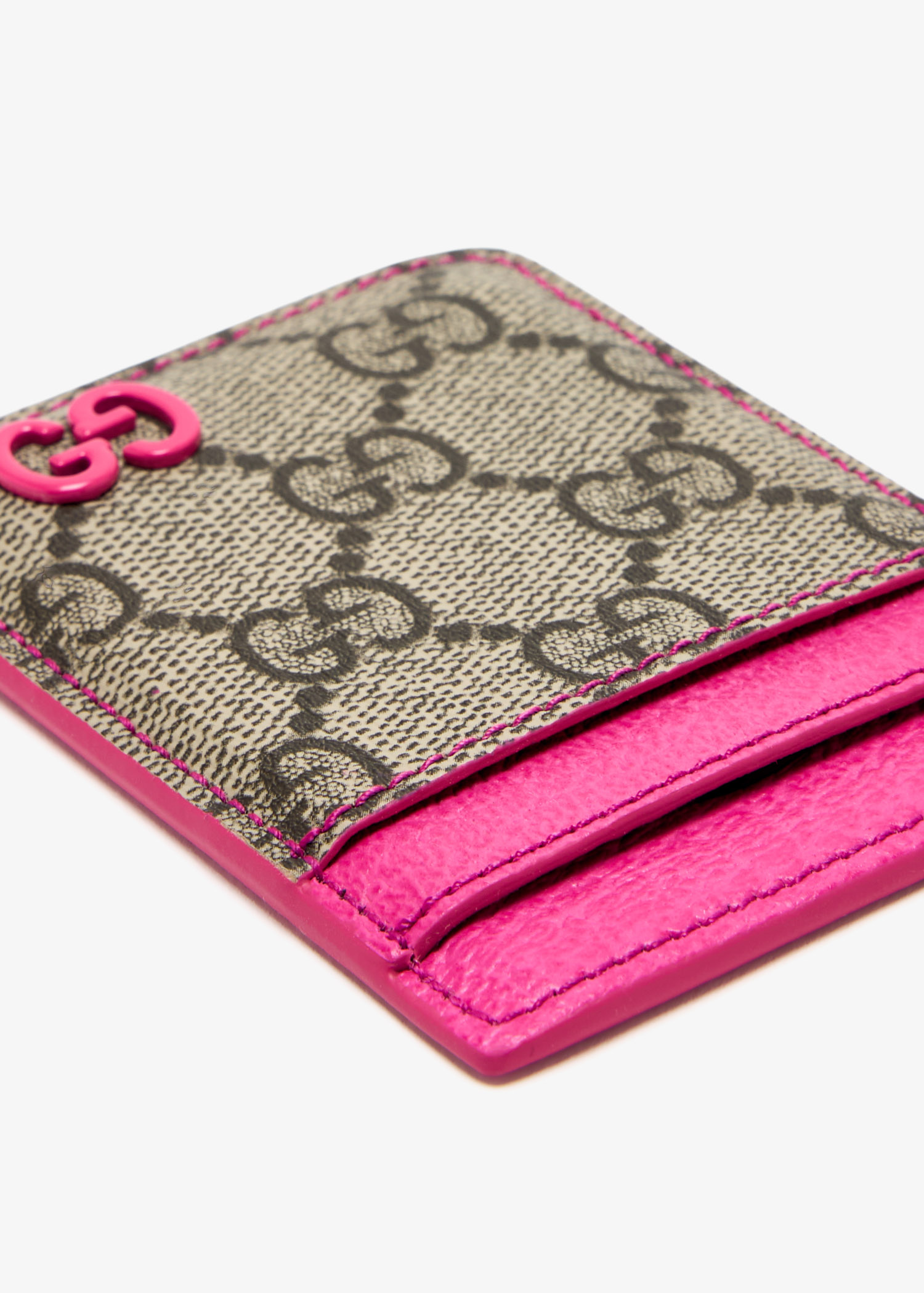 Gucci GG magnetic card case for Men - Printed in KSA | Level Shoes