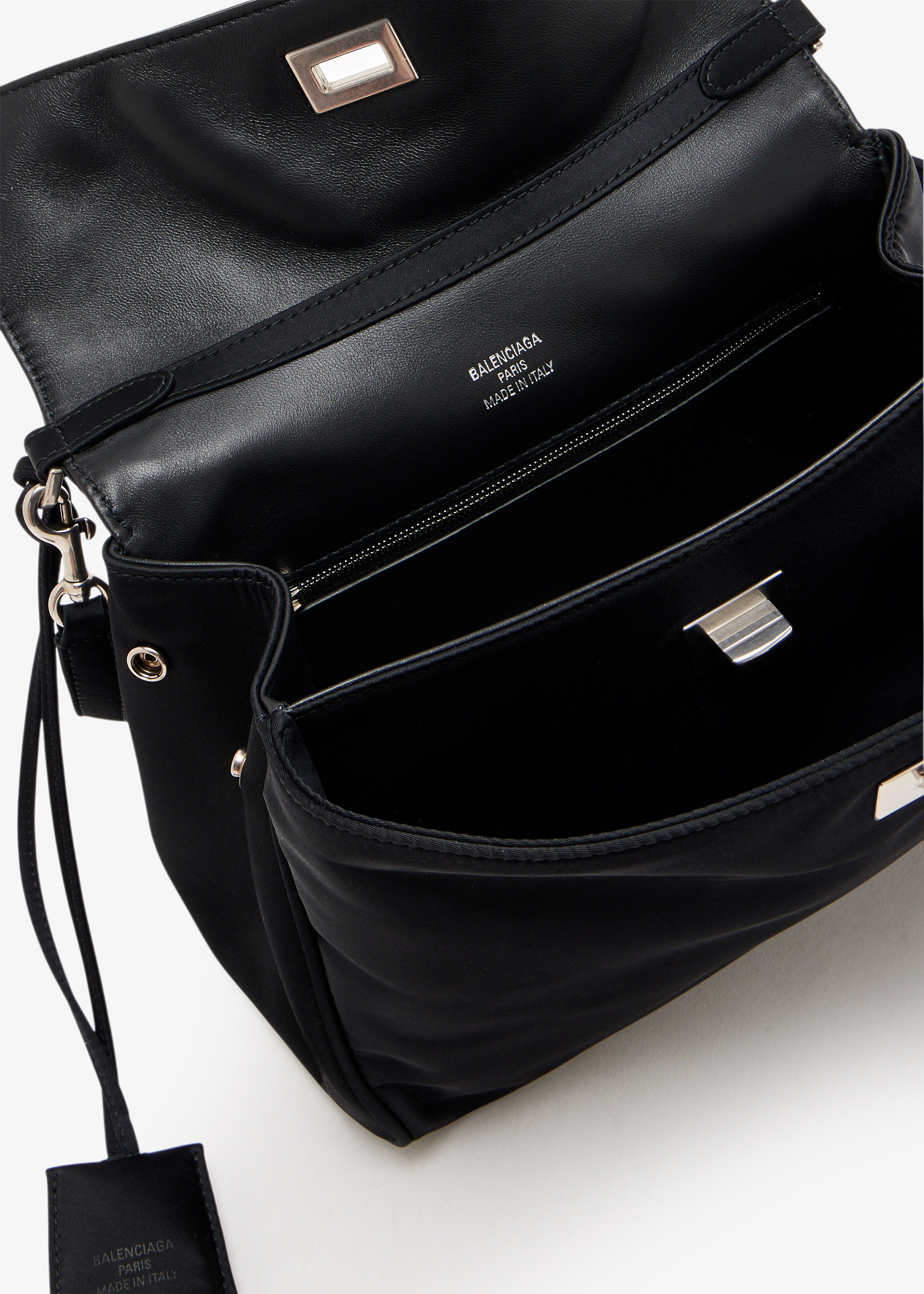 Balenciaga Rodeo small messenger bag for Men - Black in Kuwait