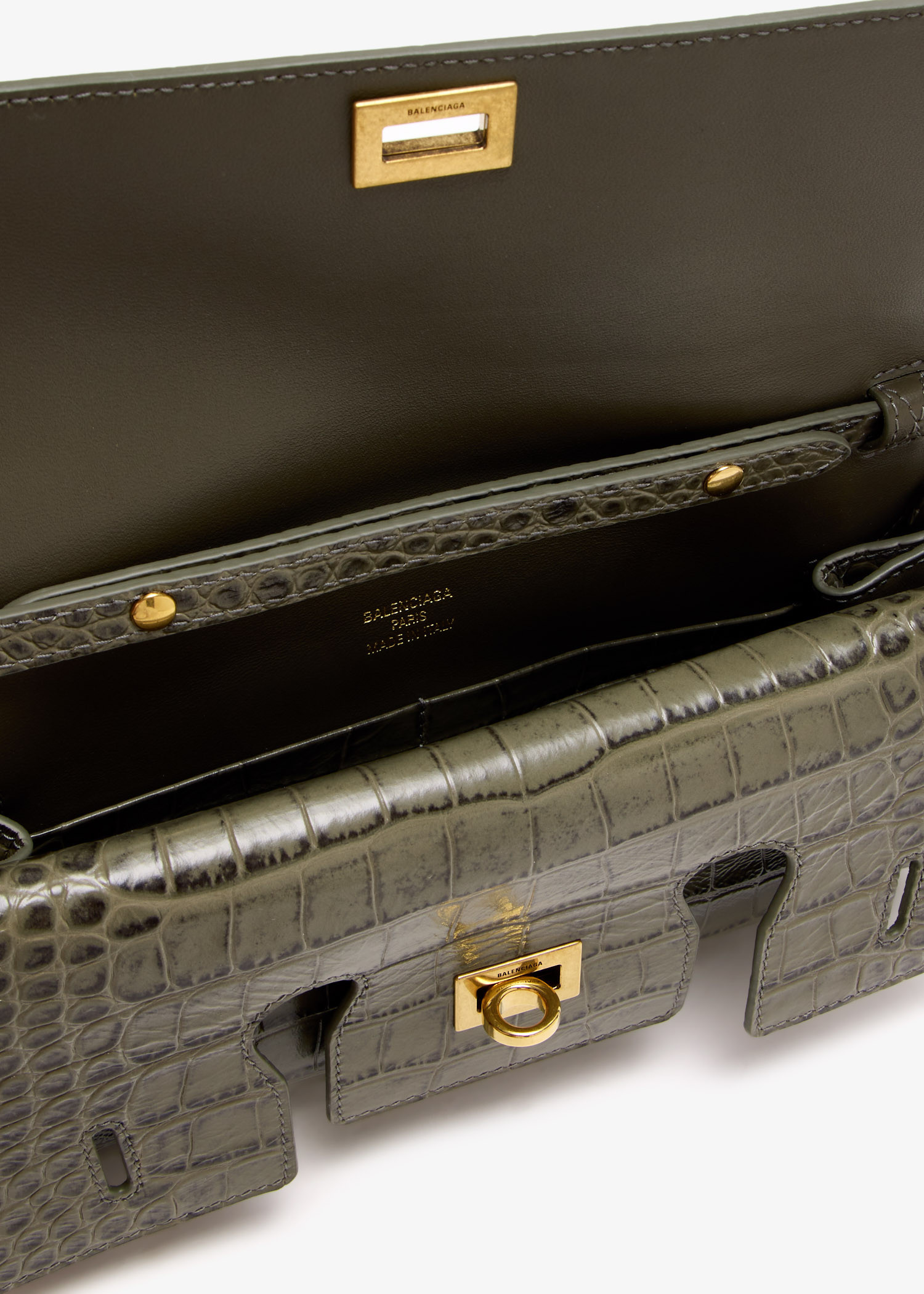 クラッチバッグ BALENCIAGA SS25 'Bel Air' clutch (8349432ABAV 1000) Women's Bel Air Clutch On Strap Small in Dark Burgundy